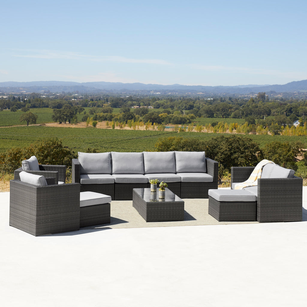 Ensemble de canapés de patio sectionnels en osier Corvus Trey 12 pièces