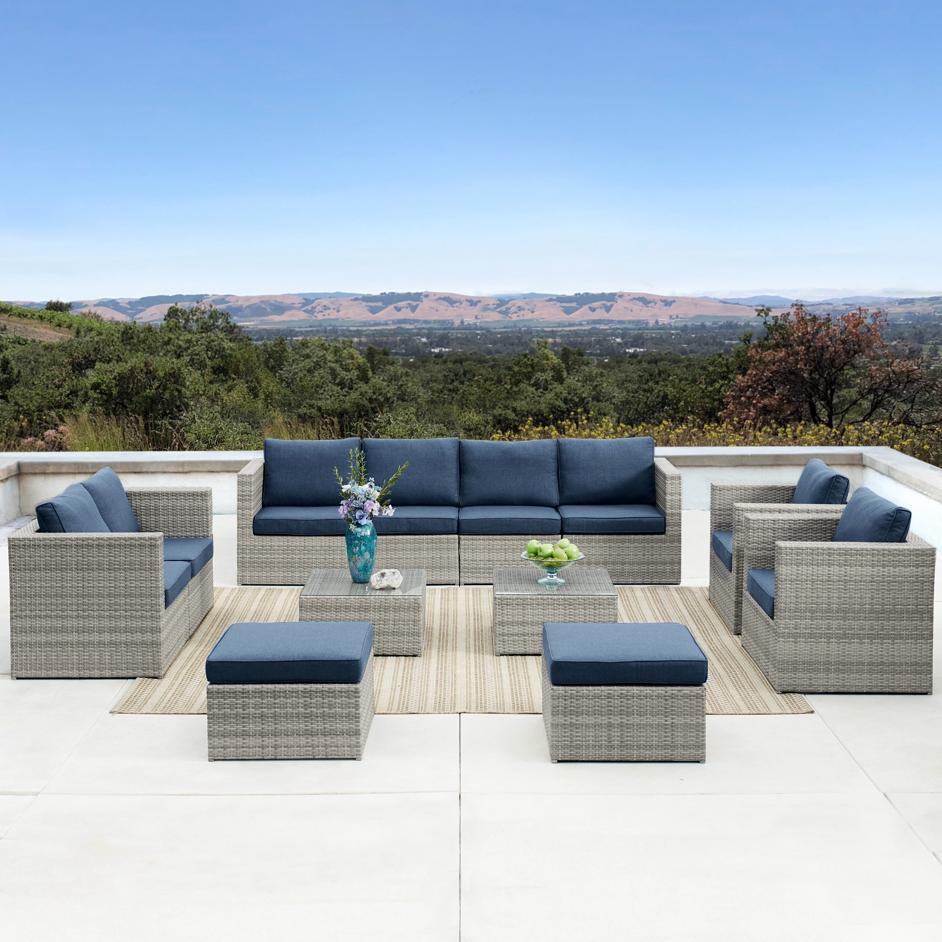 Ensemble de canapés de patio sectionnels en osier Corvus Trey 12 pièces