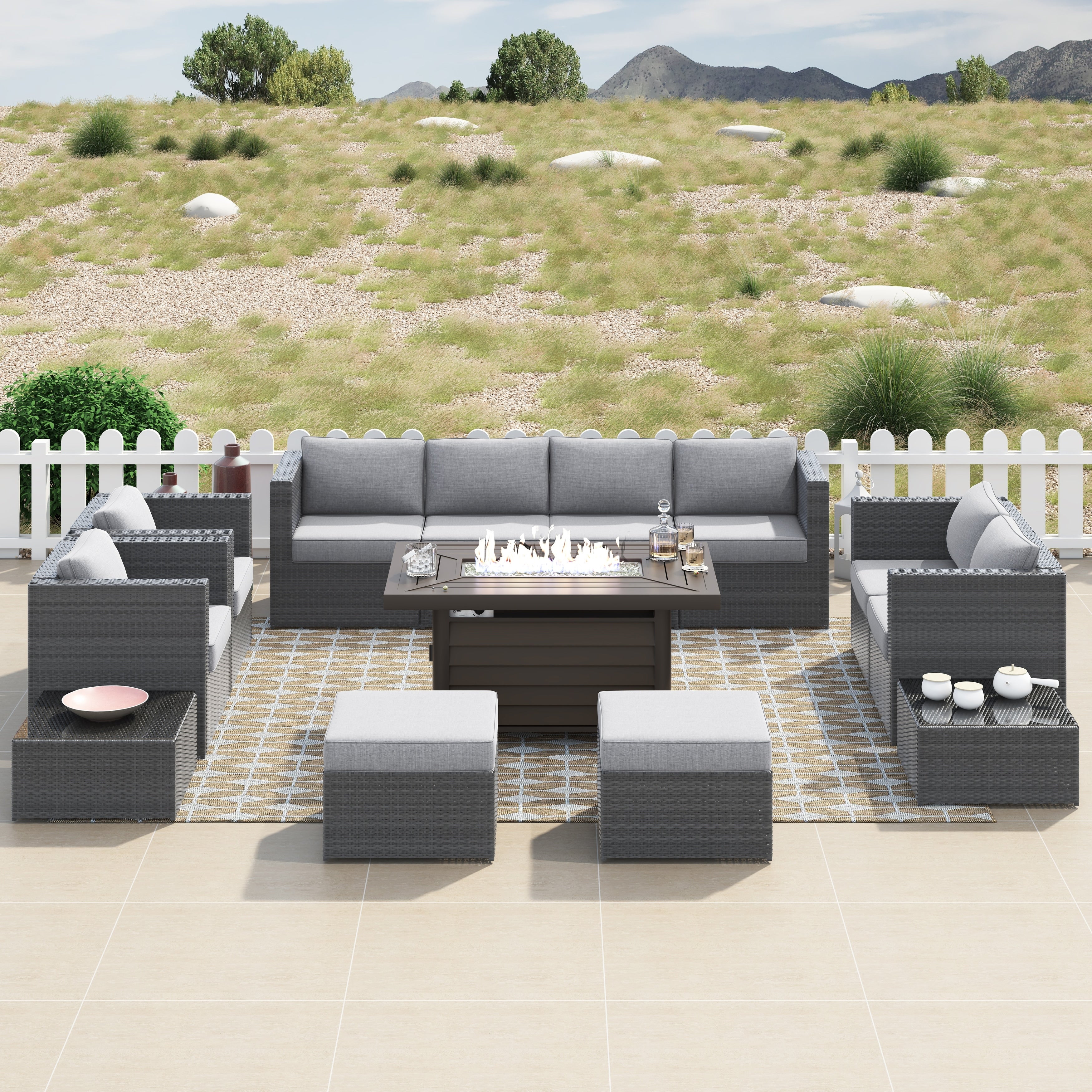 Ensemble de meubles de patio sectionnels en osier tressé Corvus Trey 13 pièces avec table à feu