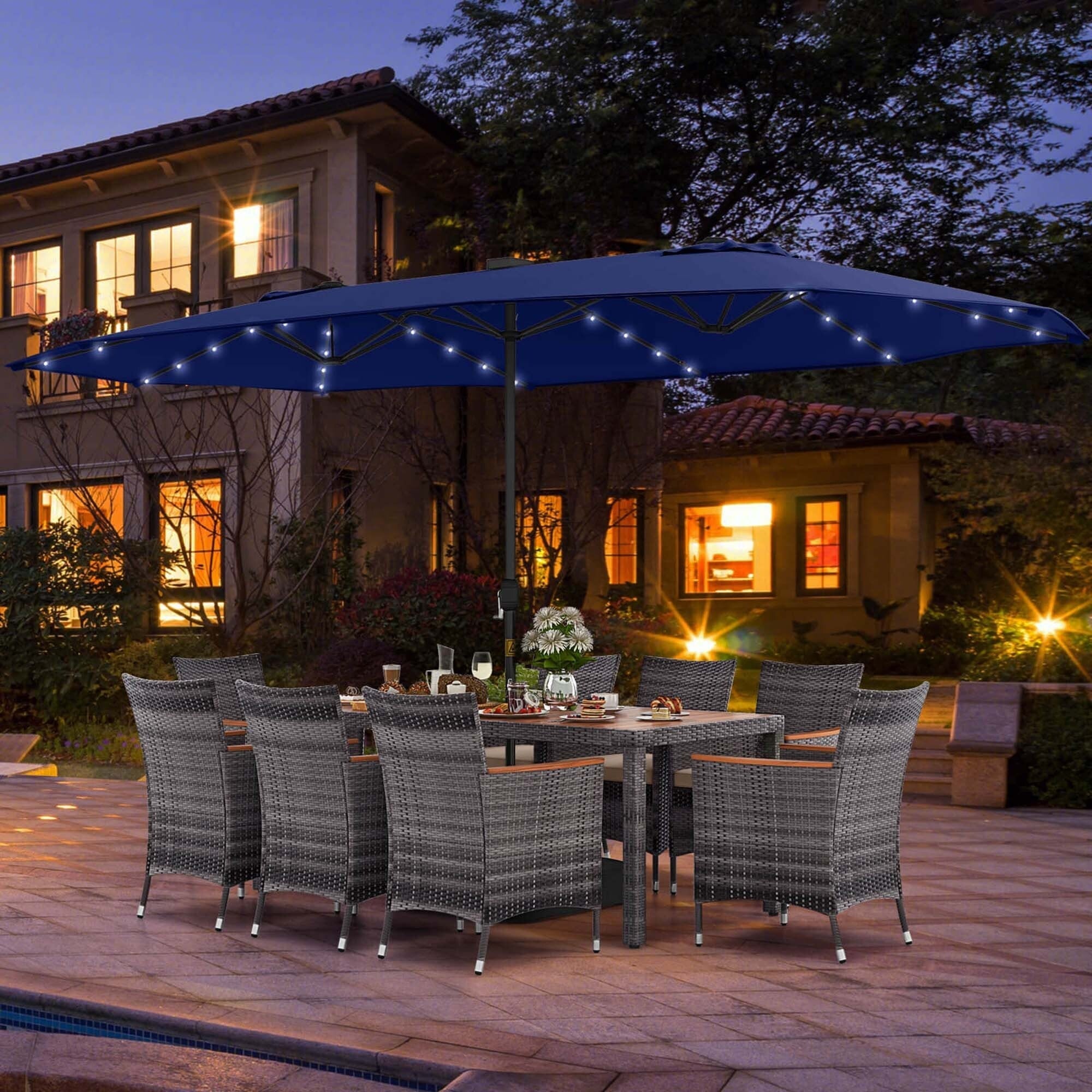 Ensemble de salle à manger de patio Costway 11 pièces avec parasol double face de 15 pieds - Voir les détails
