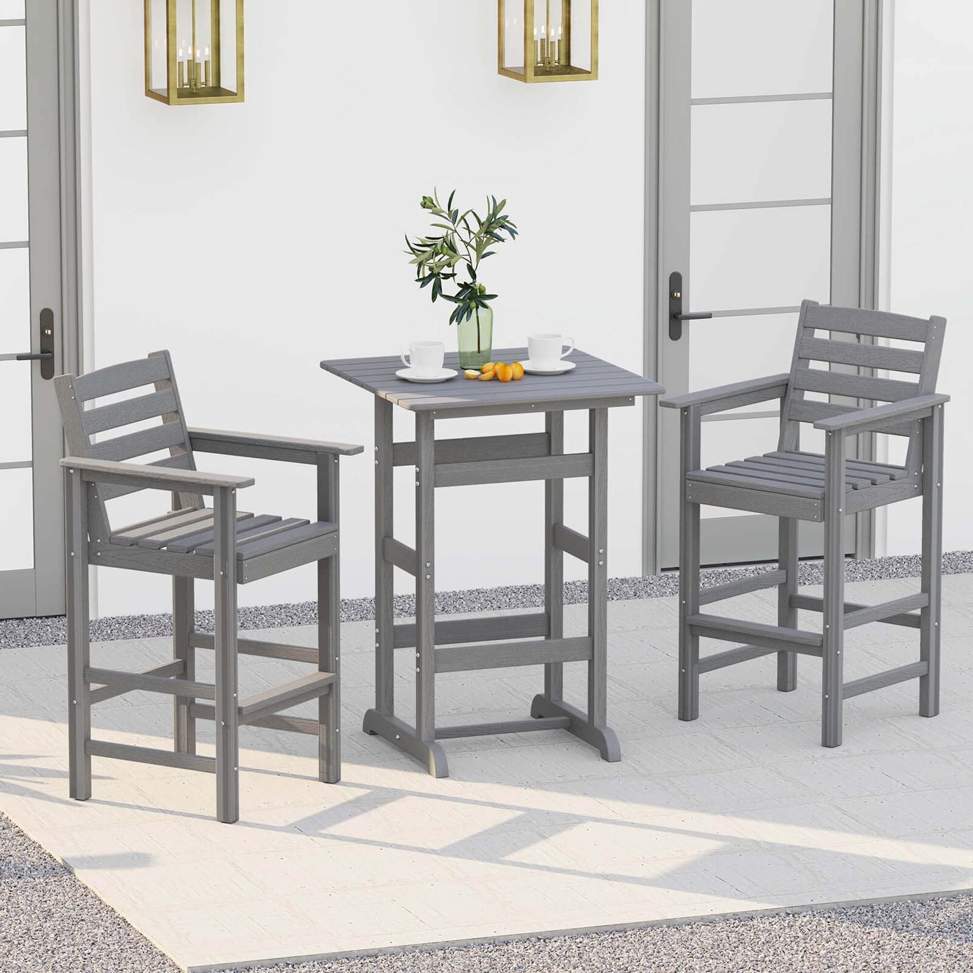 Ensemble de bar Costway 3 pièces en PEHD avec fauteuils et plateau haut carré - Voir les détails