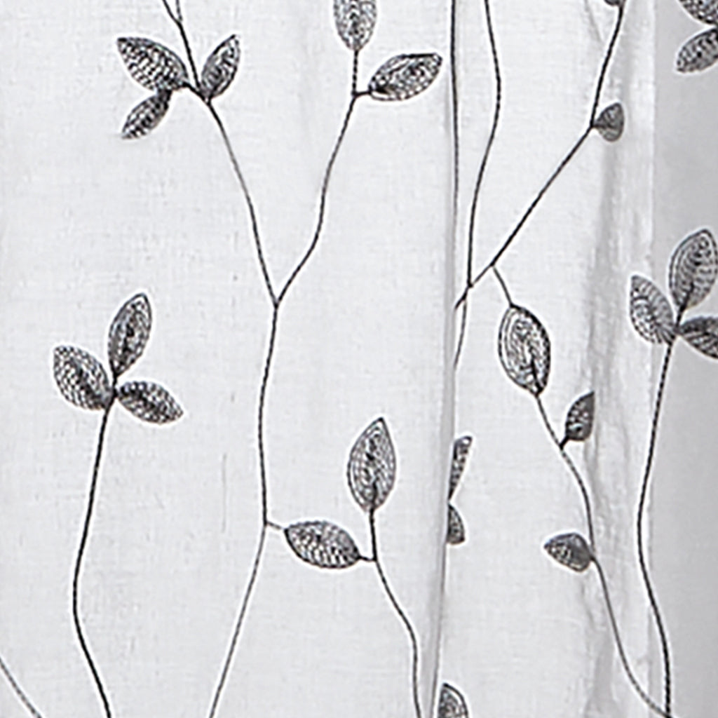 Collection de rideaux à cantonnière et à volants en broderie botanique Curtainworks