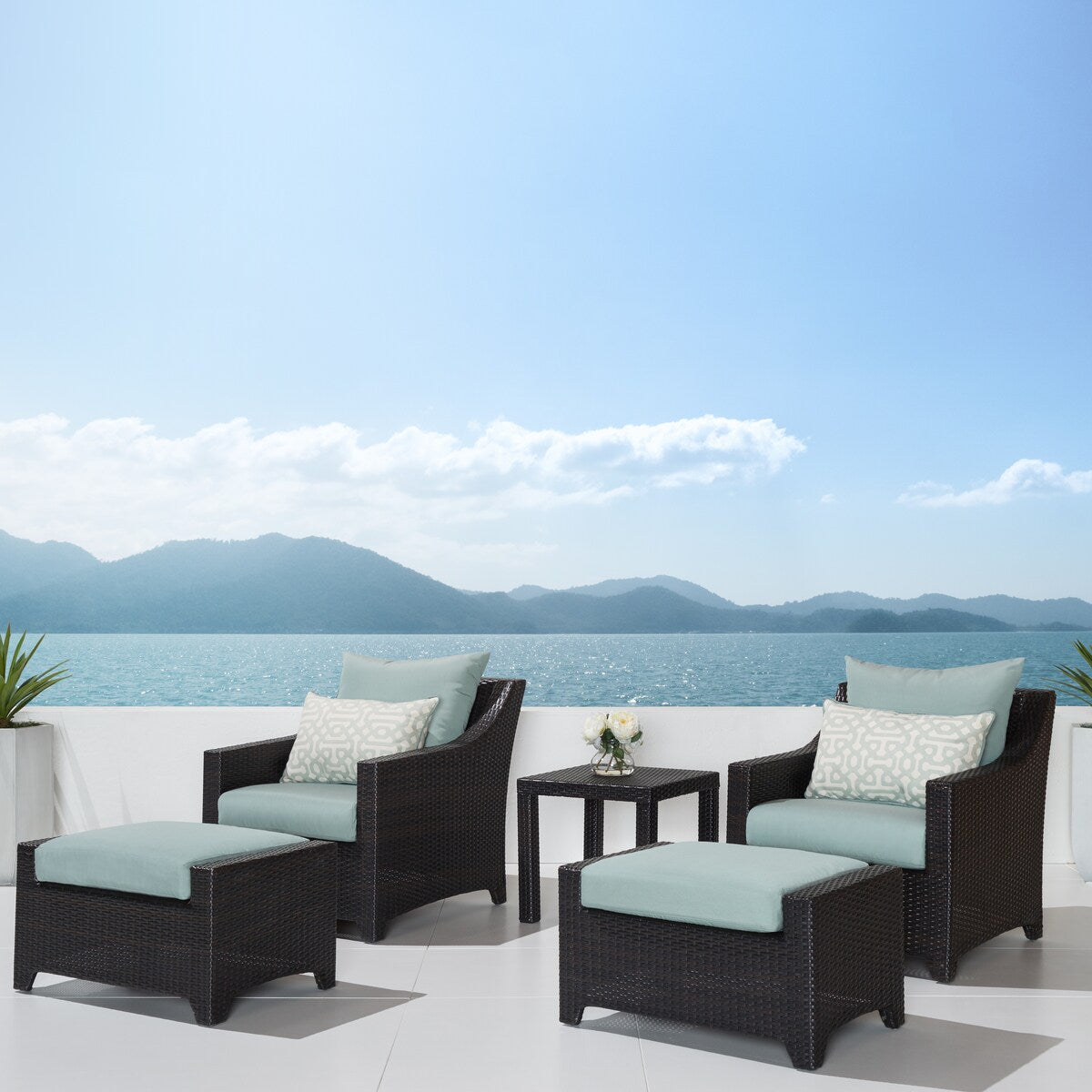 Ensemble de 5 fauteuils club et poufs d'extérieur Deco Sunbrella
