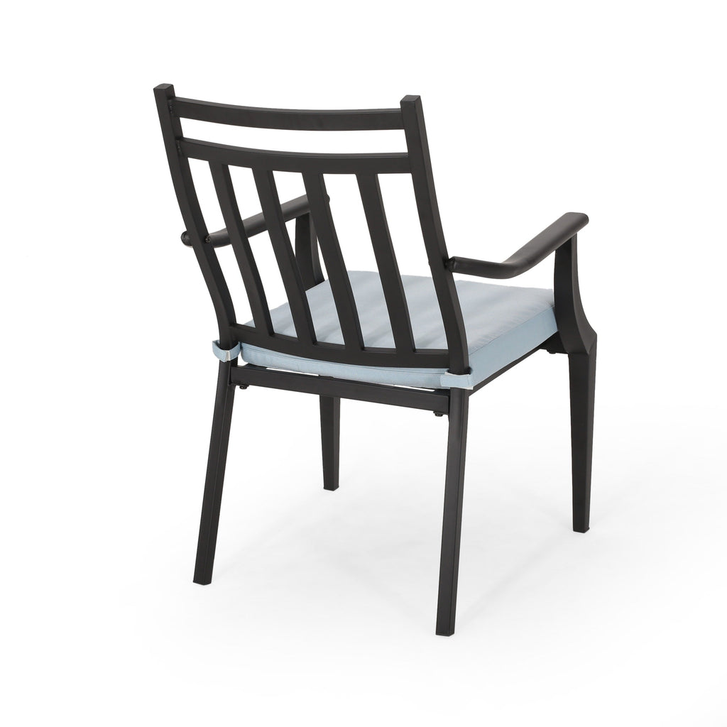 Ensemble de salle à manger d'extérieur Delmar 5 pièces avec table en béton léger par Christopher Knight Home