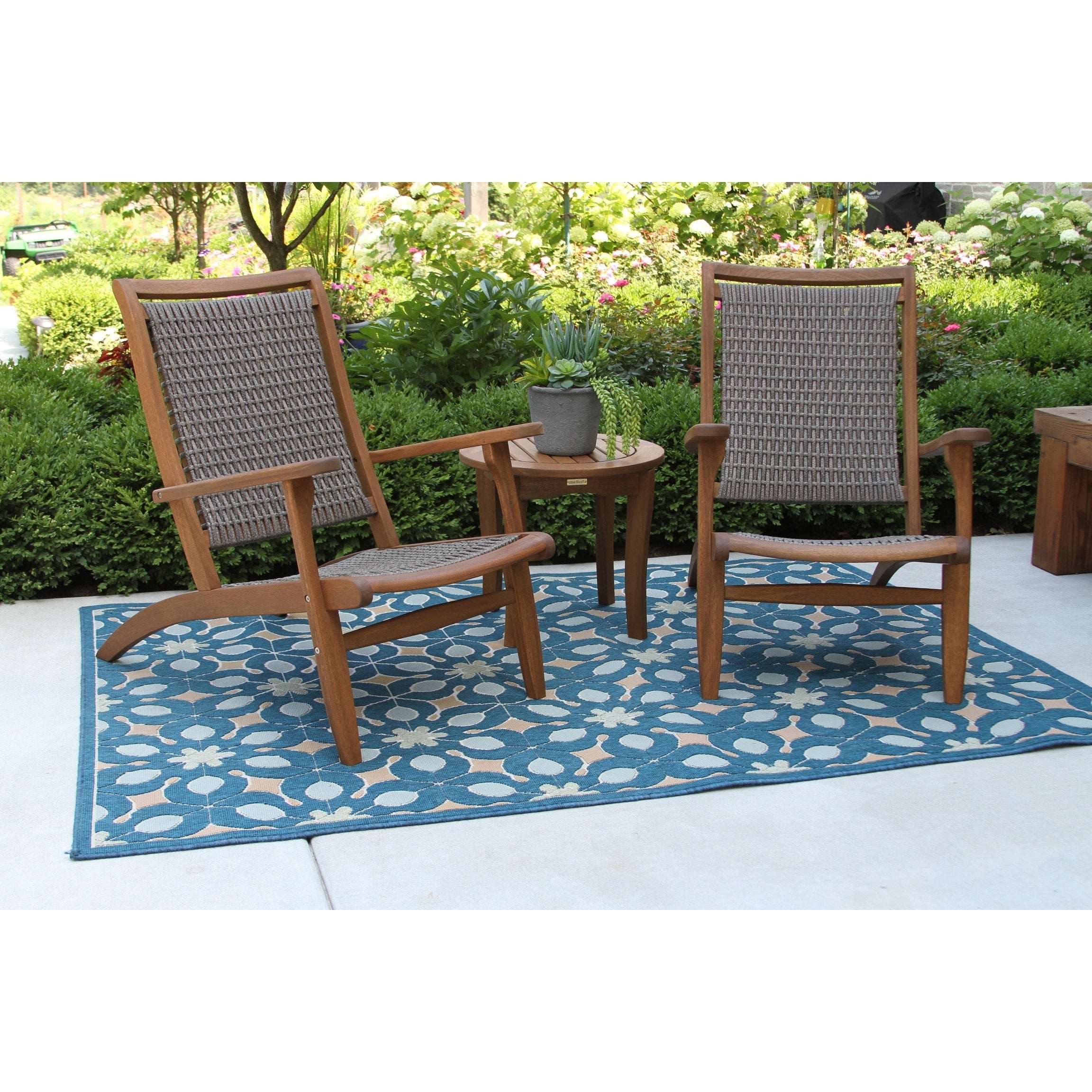 Ensemble de 3 chaises longues en osier d'eucalyptus avec table d'appoint ronde Eilaf