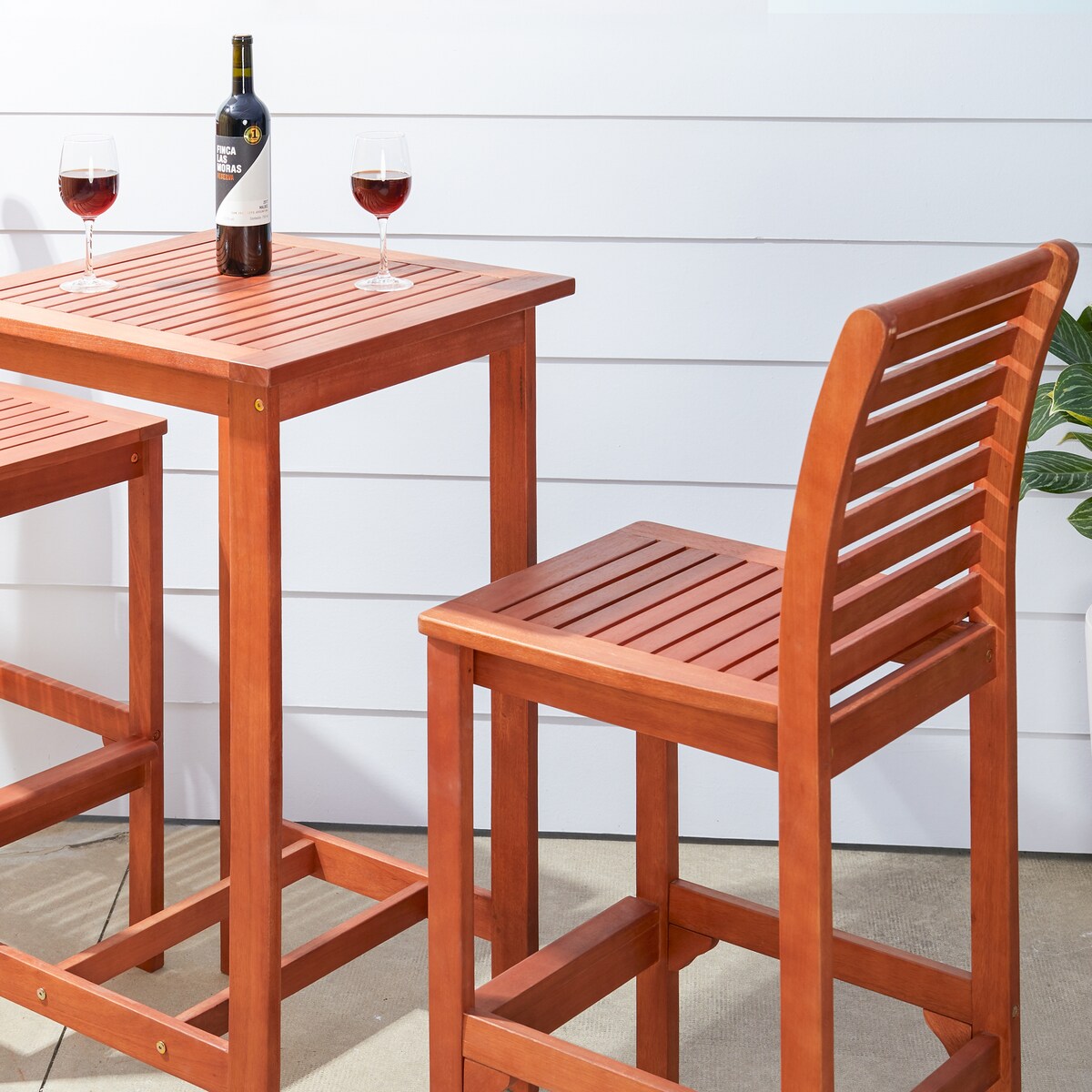 Ensemble de salle à manger avec table de bar et chaises en bois Emilio