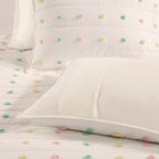 Parure de lit en jacquard de coton à pompons Ensley pour enfants au design intelligent avec coussins décoratifs