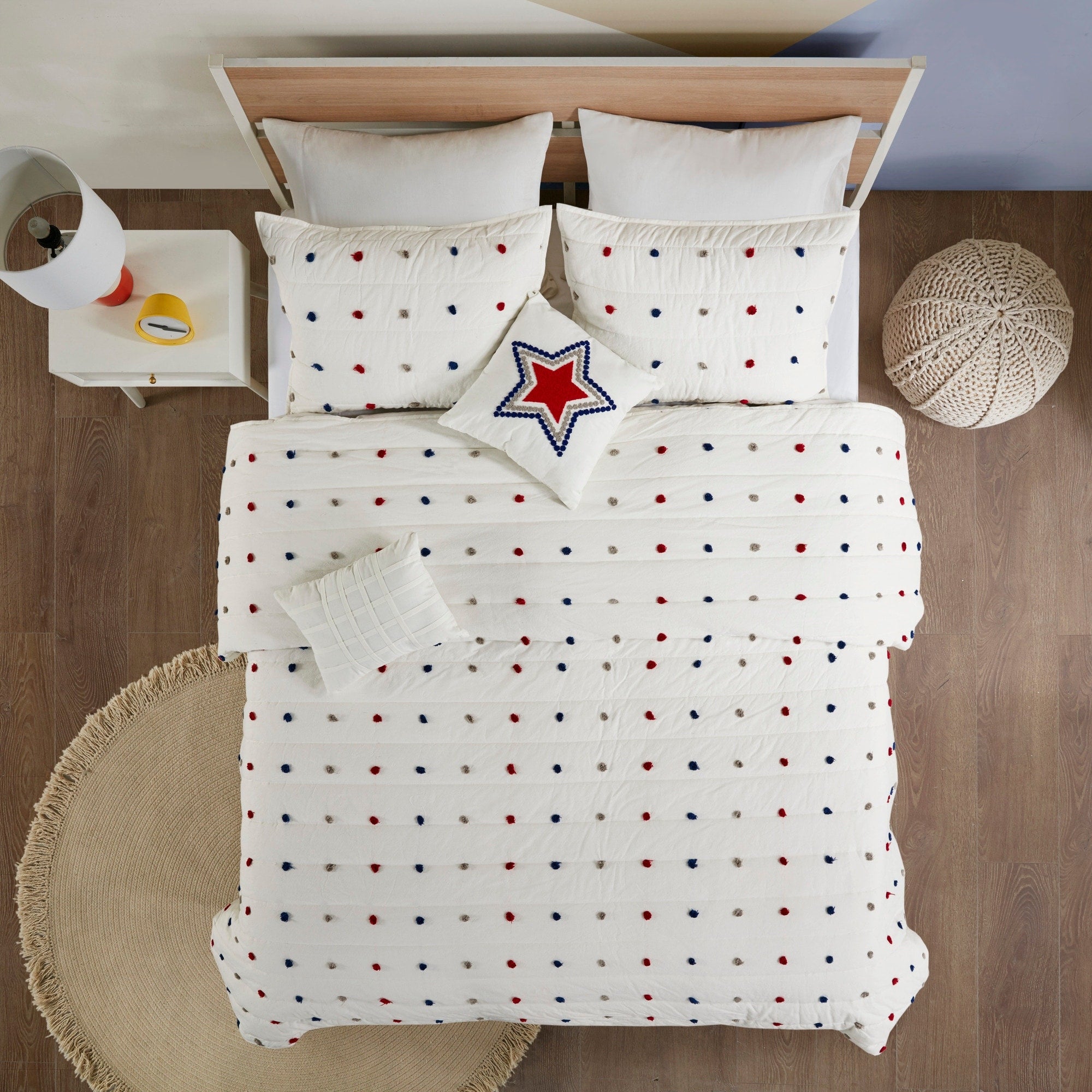 Parure de lit en jacquard de coton à pompons Ensley pour enfants au design intelligent avec coussins décoratifs
