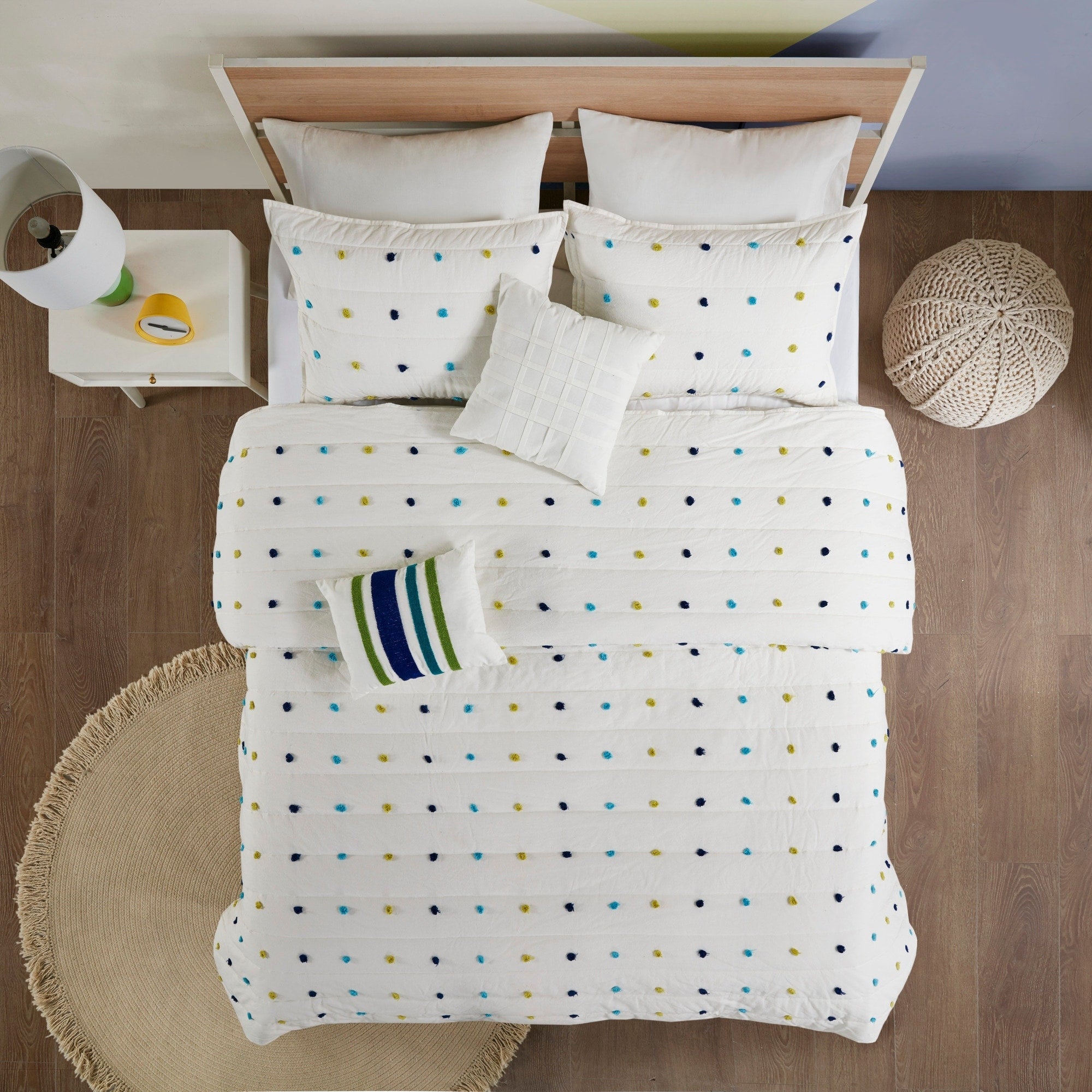 Parure de lit en jacquard de coton à pompons Ensley pour enfants au design intelligent avec coussins décoratifs