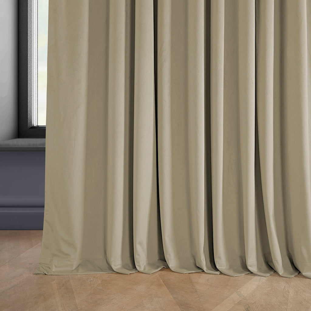 Rideau occultant extra large en velours moelleux Heritage de Exclusive Fabrics (1 panneau)