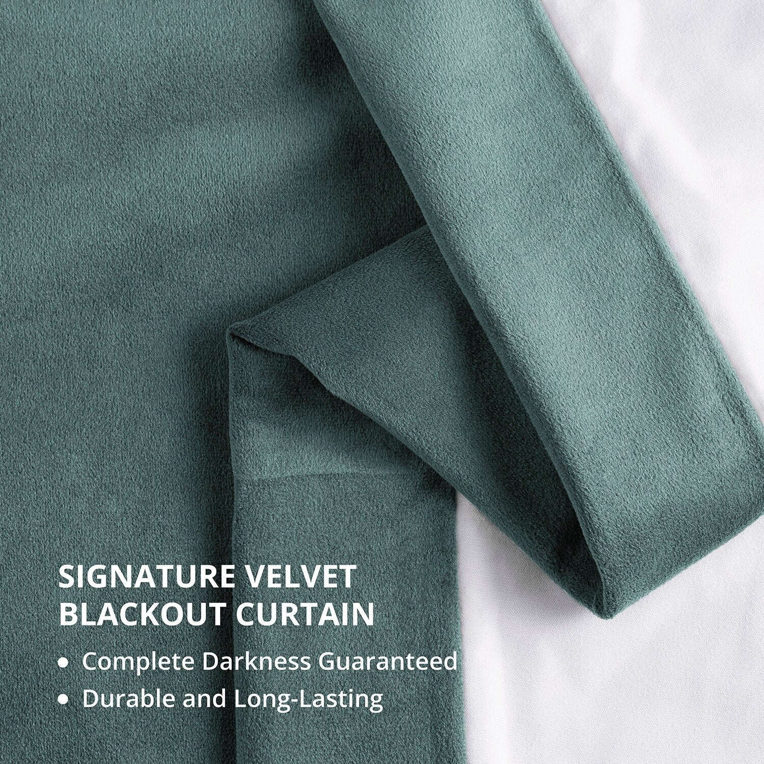 Rideau occultant en velours Signature Exclusive Fabrics (1 panneau)
