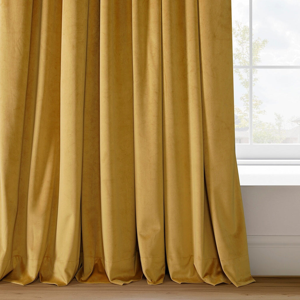 Rideau occultant en velours Signature Exclusive Fabrics (1 panneau)