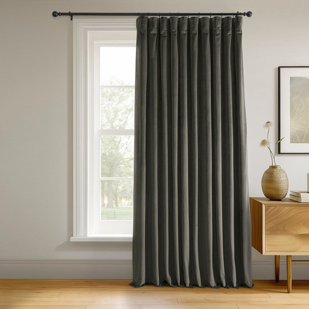 Rideaux occultants extra larges en velours Signature Exclusive Fabrics (1 panneau) - Rideaux occultants luxueux