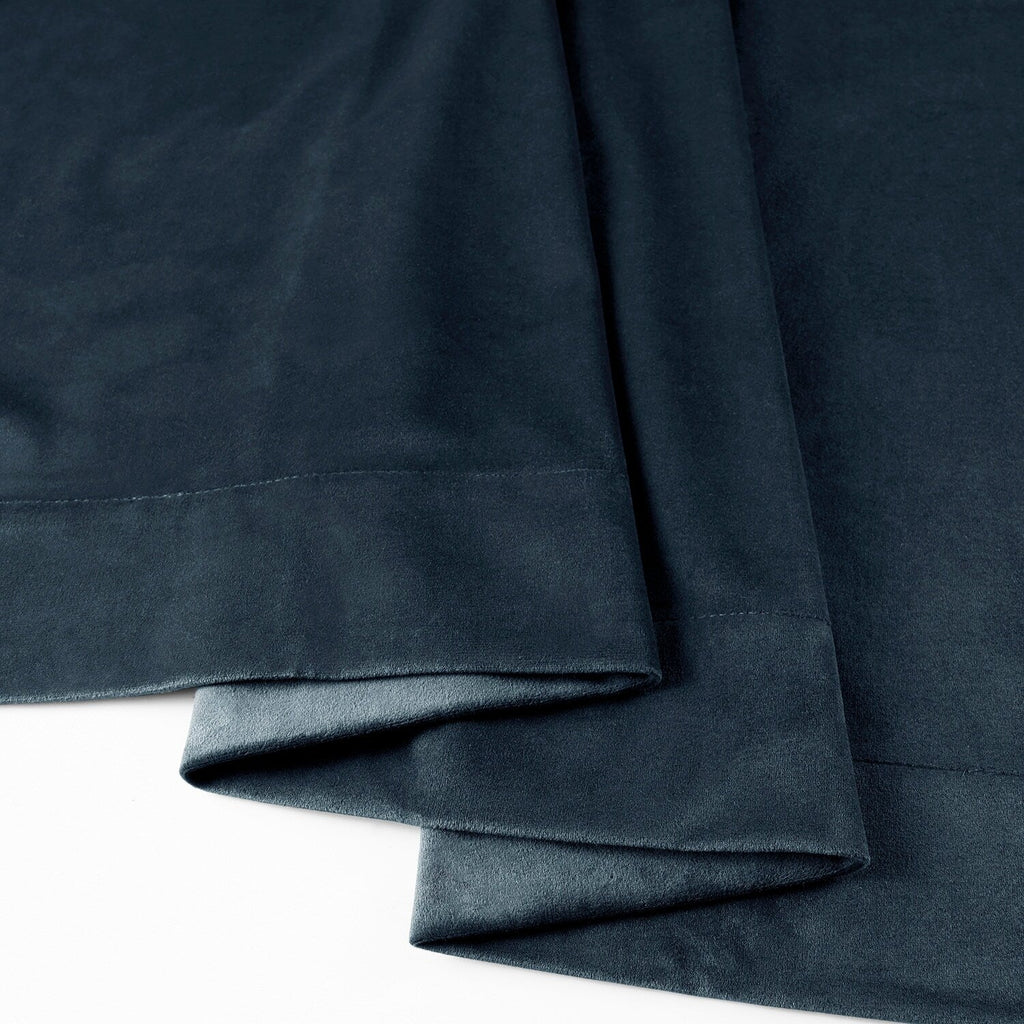 Rideau occultant en velours bleu nuit Signature Exclusive Fabrics