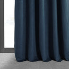Rideau occultant en velours bleu nuit Signature Exclusive Fabrics