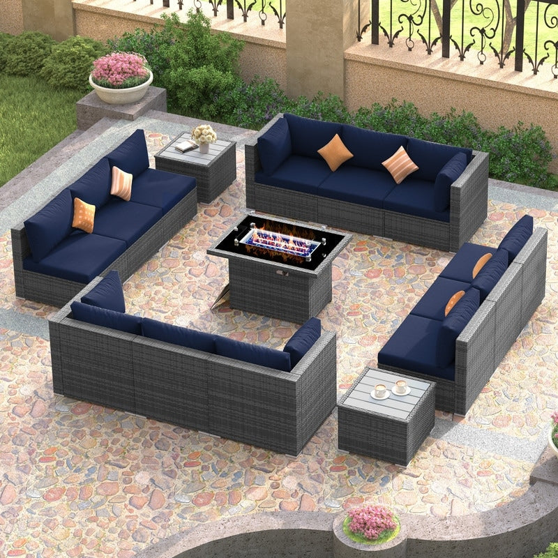 Ensemble de canapés d'extérieur sectionnels en osier gris FINCATI avec table et foyer