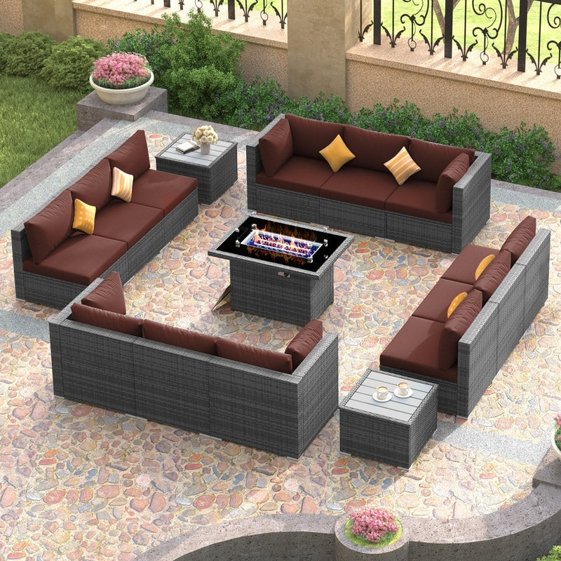 Ensemble de canapés d'extérieur sectionnels en osier gris FINCATI avec table et foyer