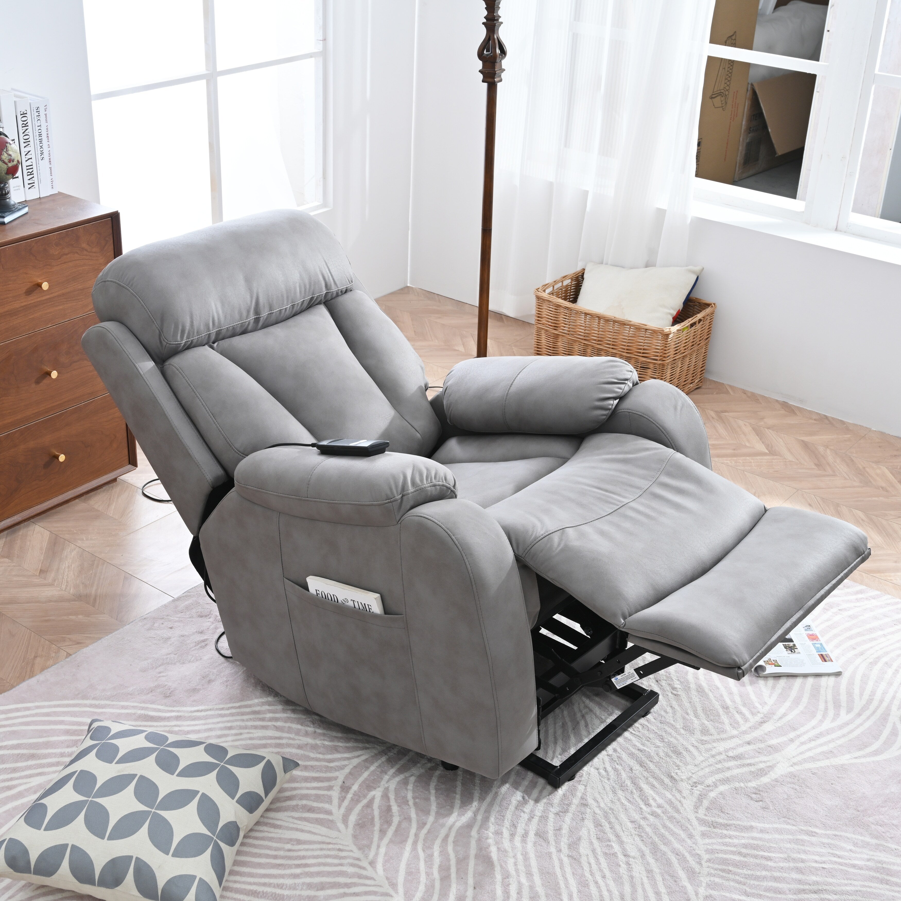 Fauteuil inclinable électrique en tissu pour personnes âgées, avec télécommande, coussin rembourré, poche latérale et cadre robuste
