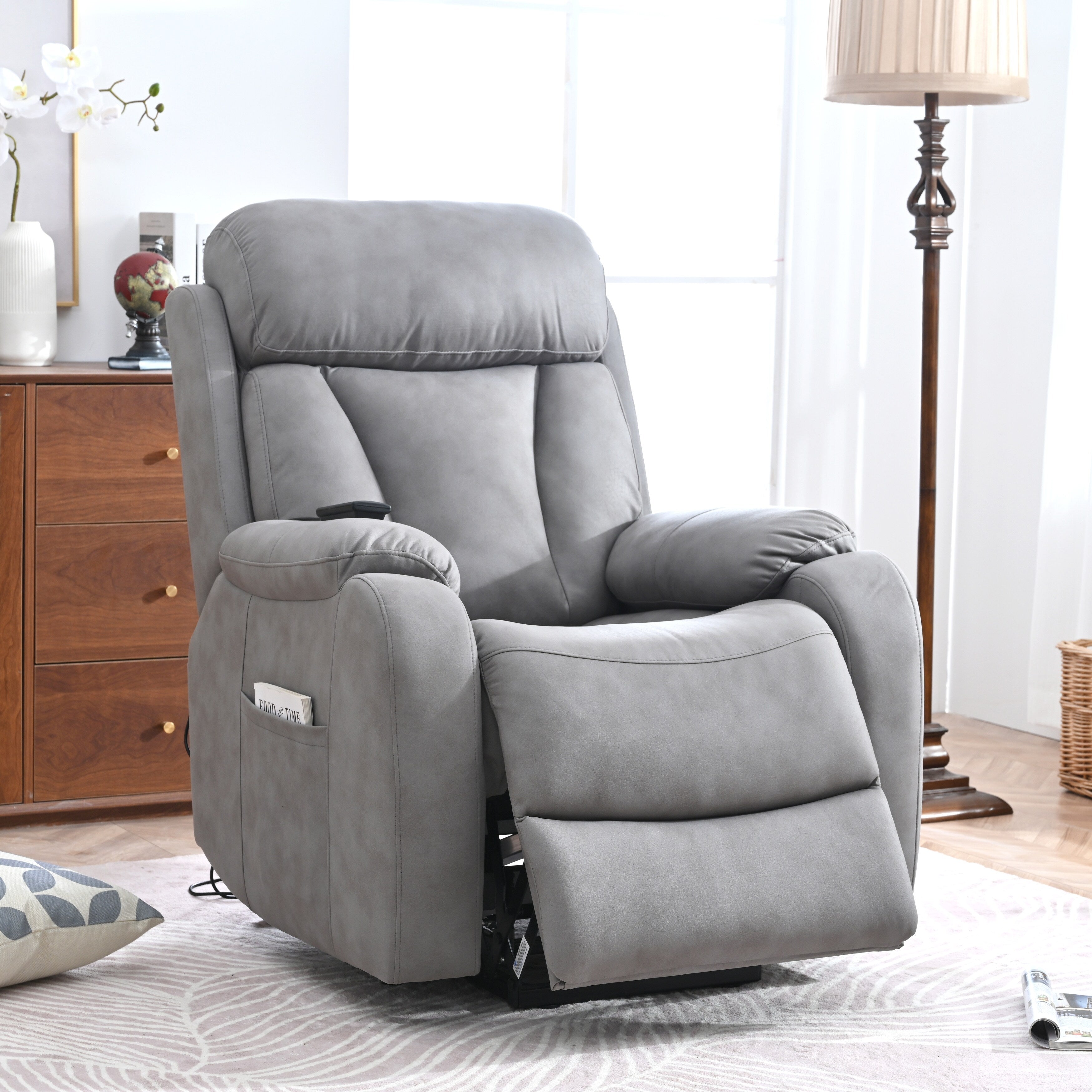 Fauteuil inclinable électrique en tissu pour personnes âgées, avec télécommande, coussin rembourré, poche latérale et cadre robuste