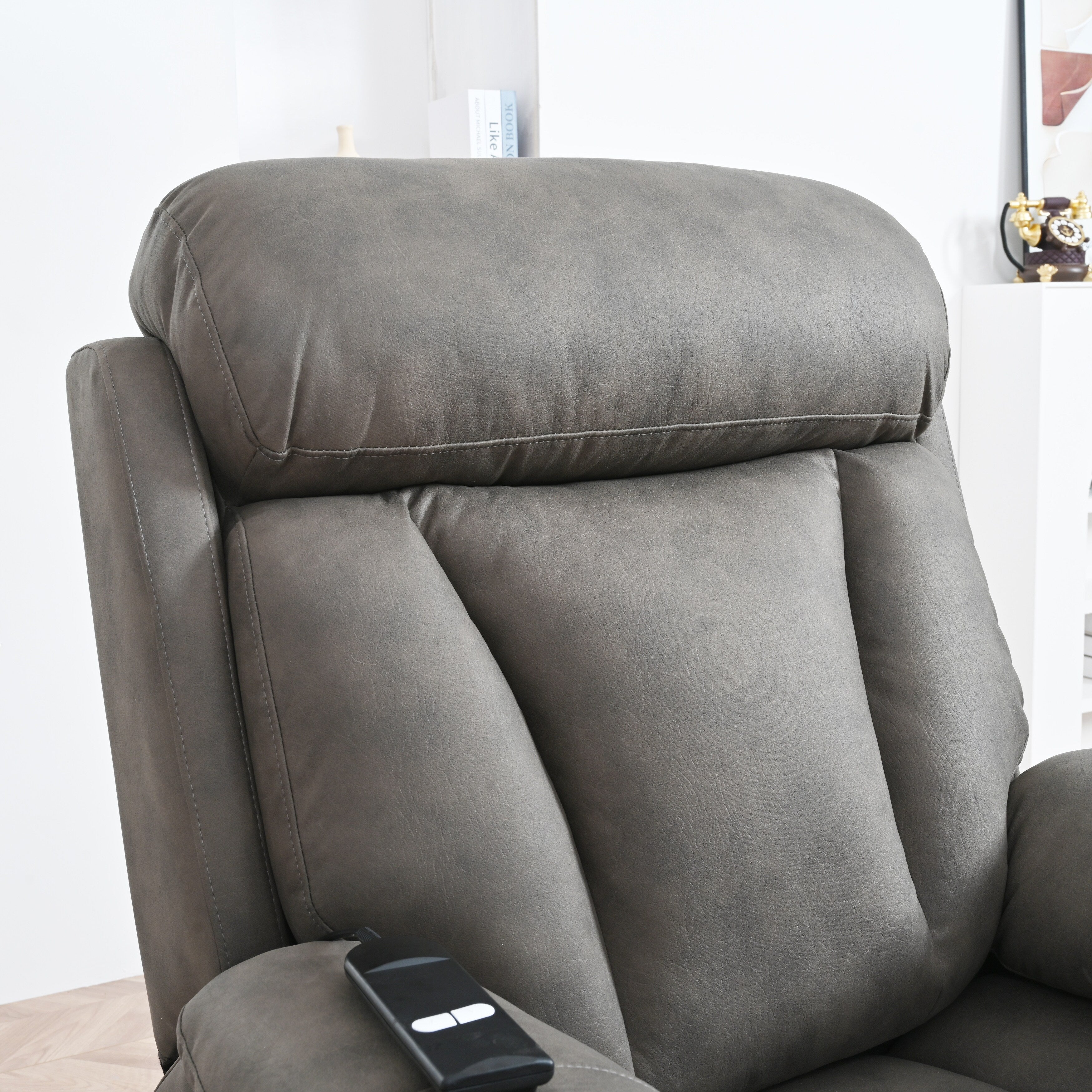 Fauteuil inclinable électrique en tissu pour personnes âgées, avec télécommande, coussin rembourré, poche latérale et cadre robuste