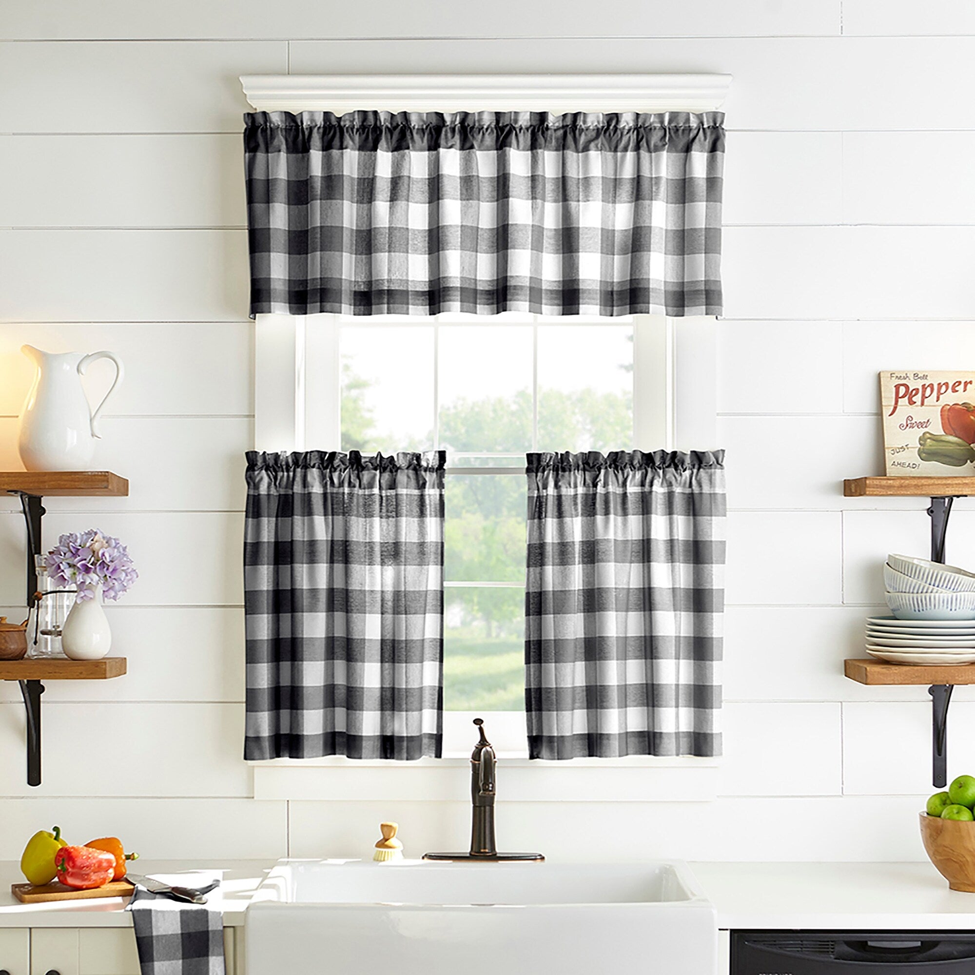 Cantonnière de rideau de cuisine à carreaux Buffalo Emily Gulch de The Gray Barn - 60 l x 15 L