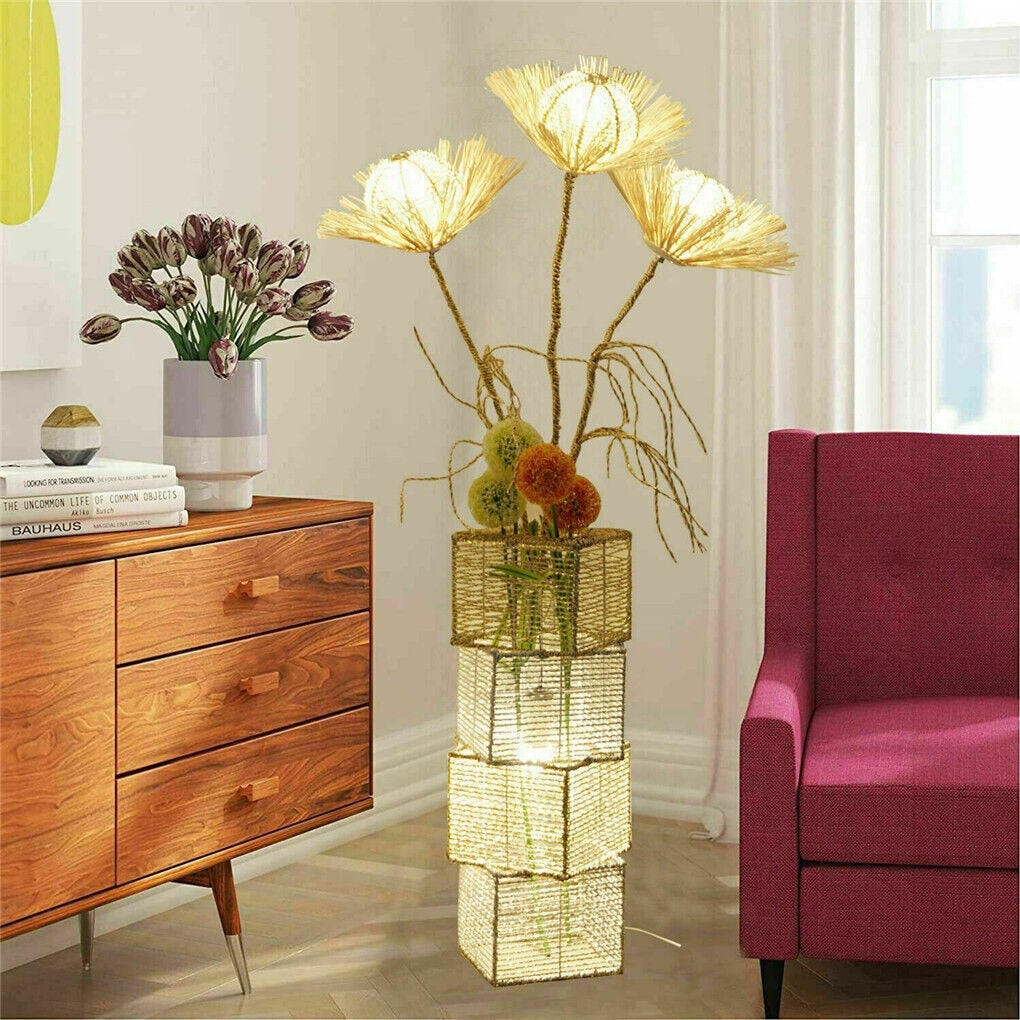 Lampadaire pastoral avec veilleuse LED en rotin tissé à la main – 27,5 cm (l) x 130 cm (h)