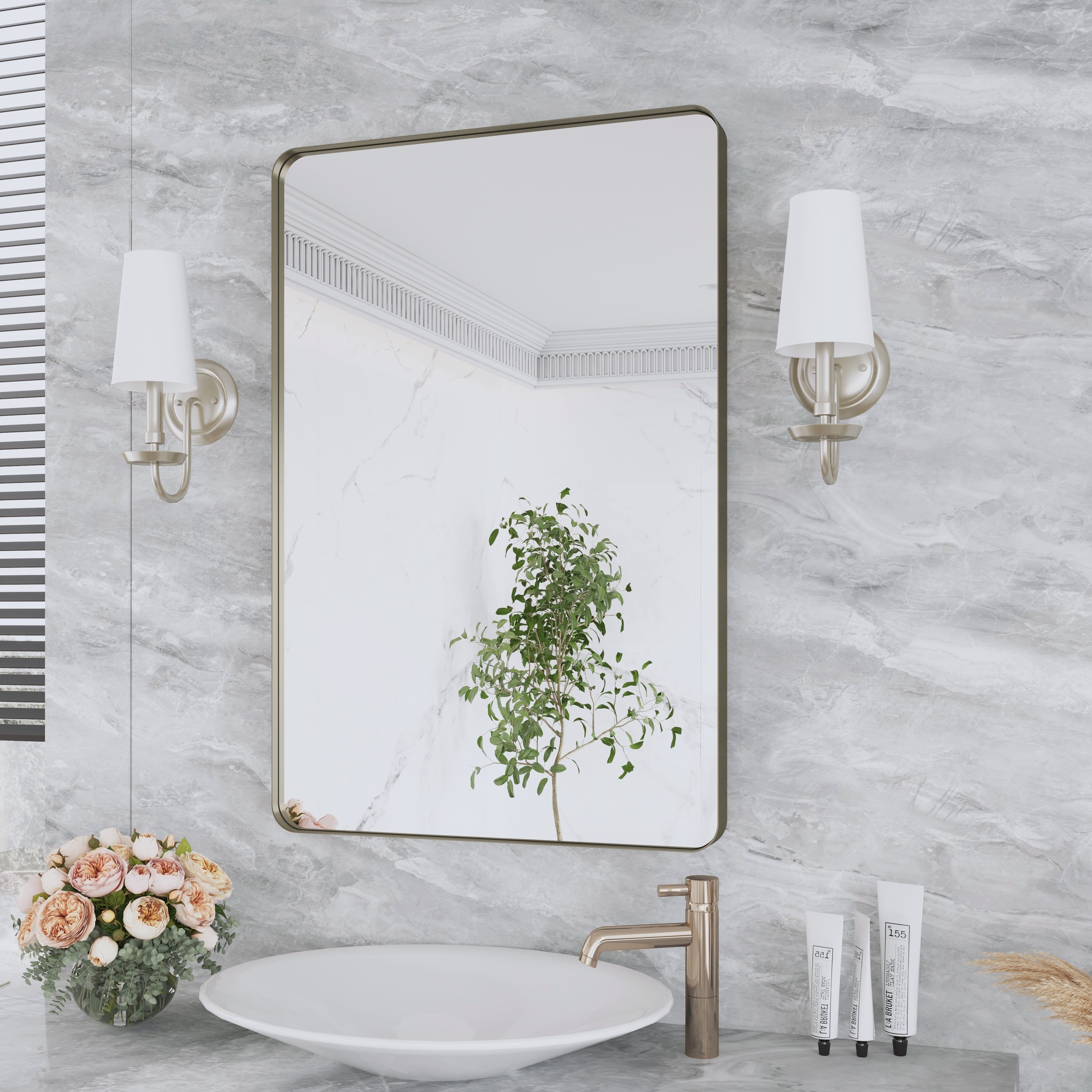 Miroir de salle de bain mural encadré