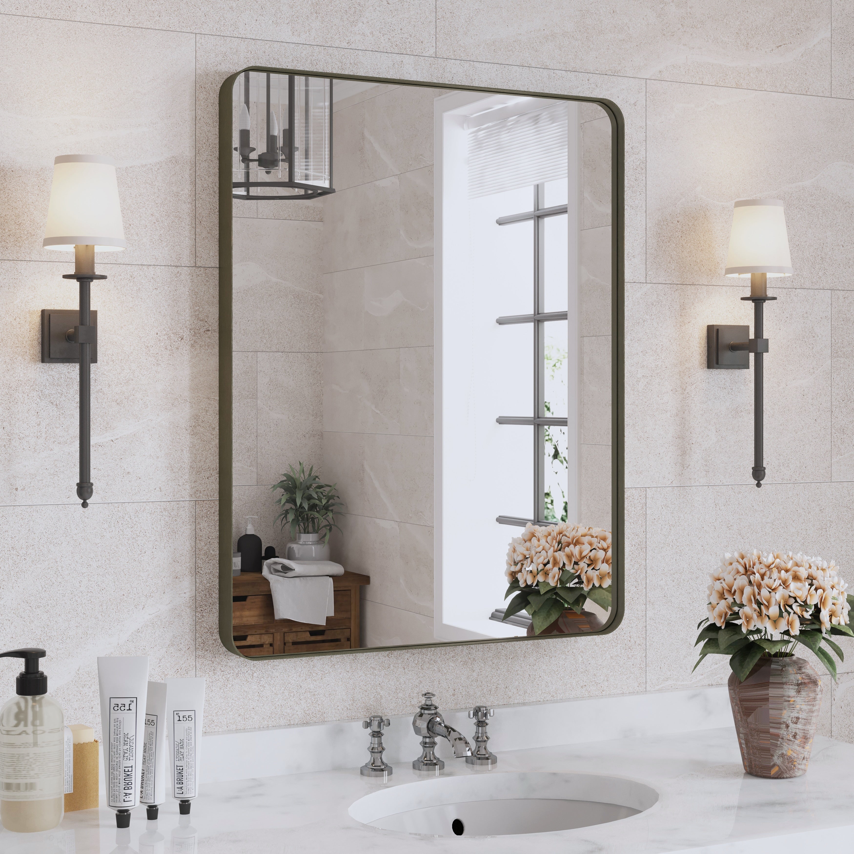 Miroir de salle de bain mural encadré