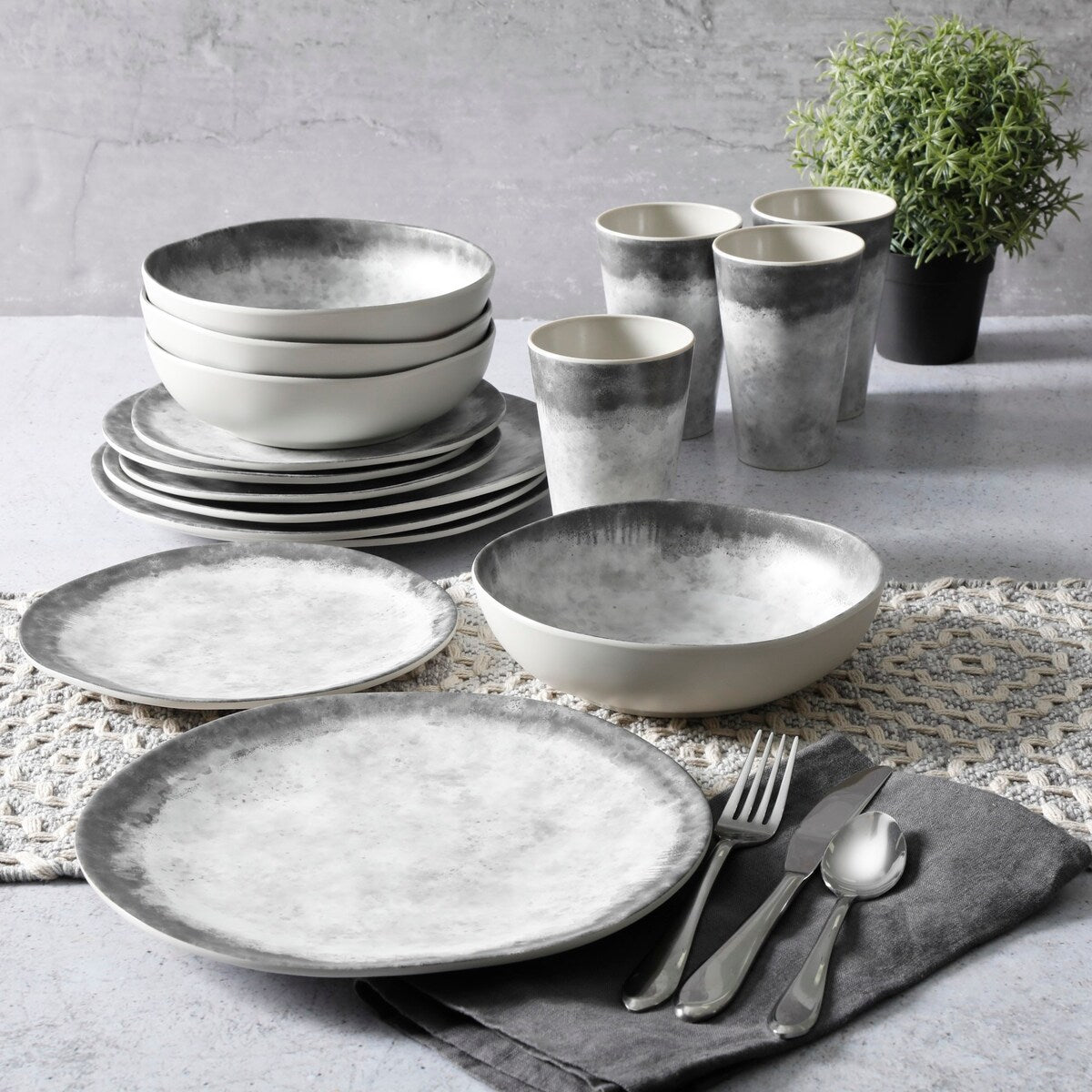 Service de table rond en mélamine Gibson Home Granite, service pour quatre personnes (16 pièces), marbre