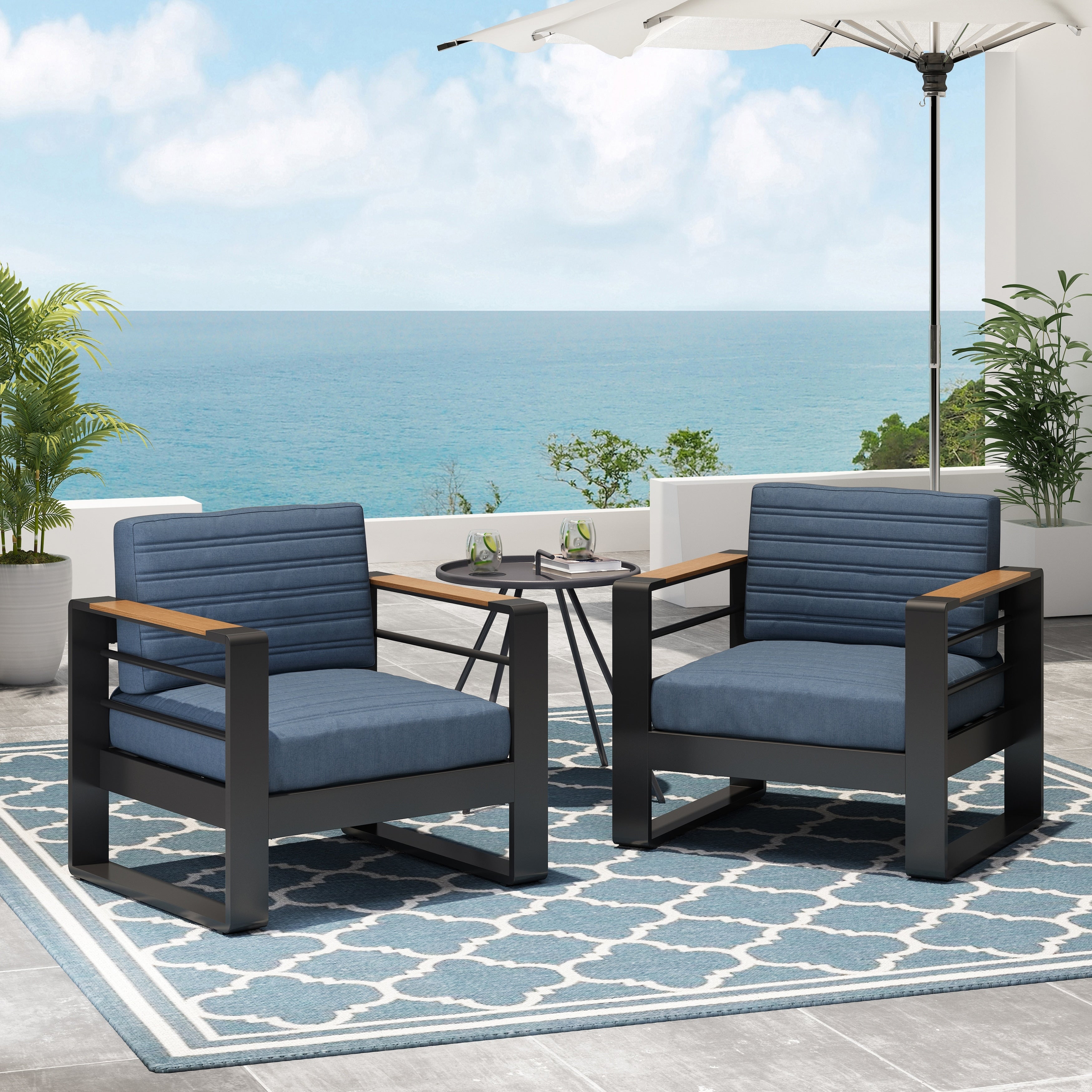 Fauteuils club d'extérieur Giovanna en aluminium avec finitions en imitation bois (lot de 2) par Christopher Knight Home