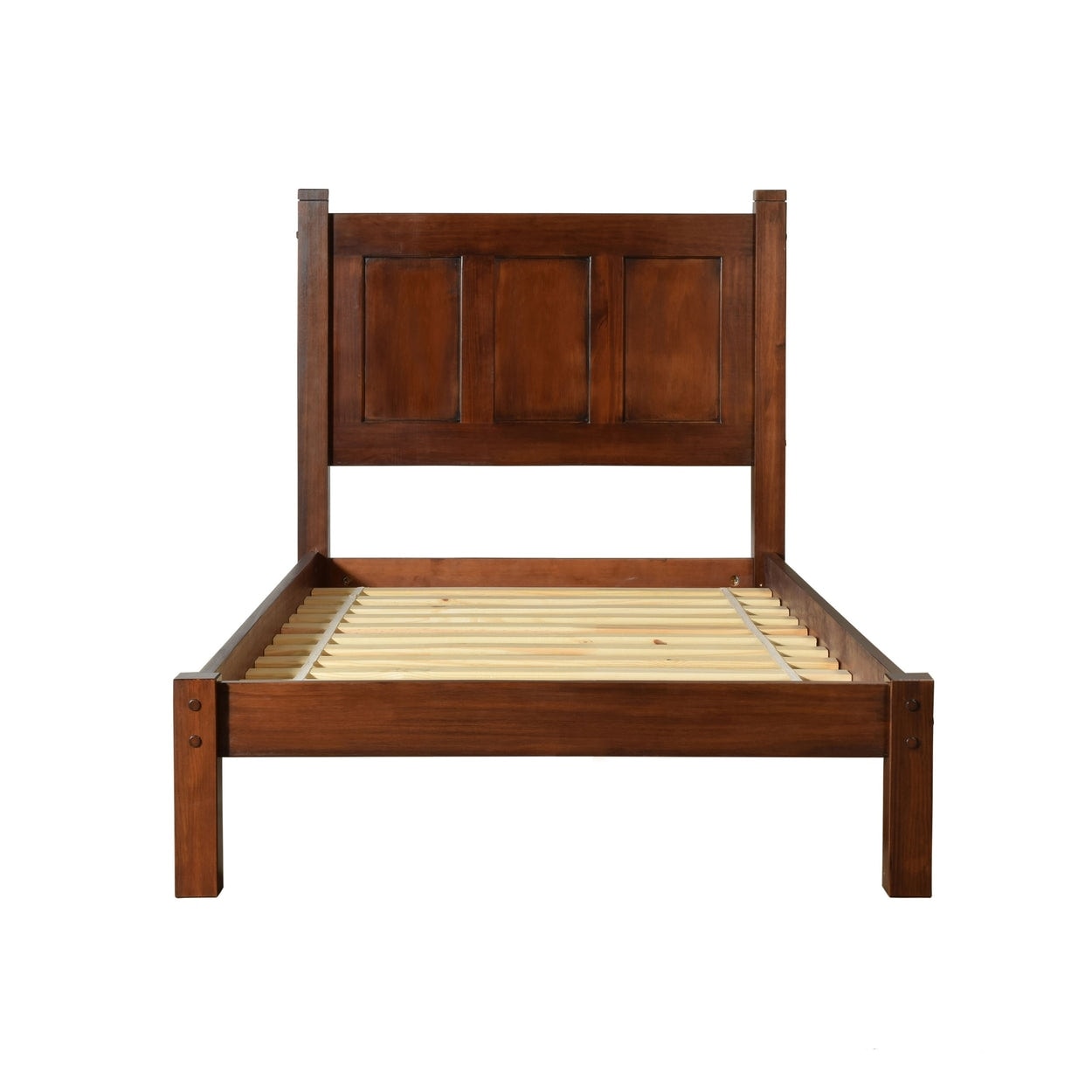Lit plateforme en bois massif de style shaker avec meubles en bois de grain