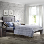 Lit plateforme en bois massif de style shaker avec meubles en bois de grain