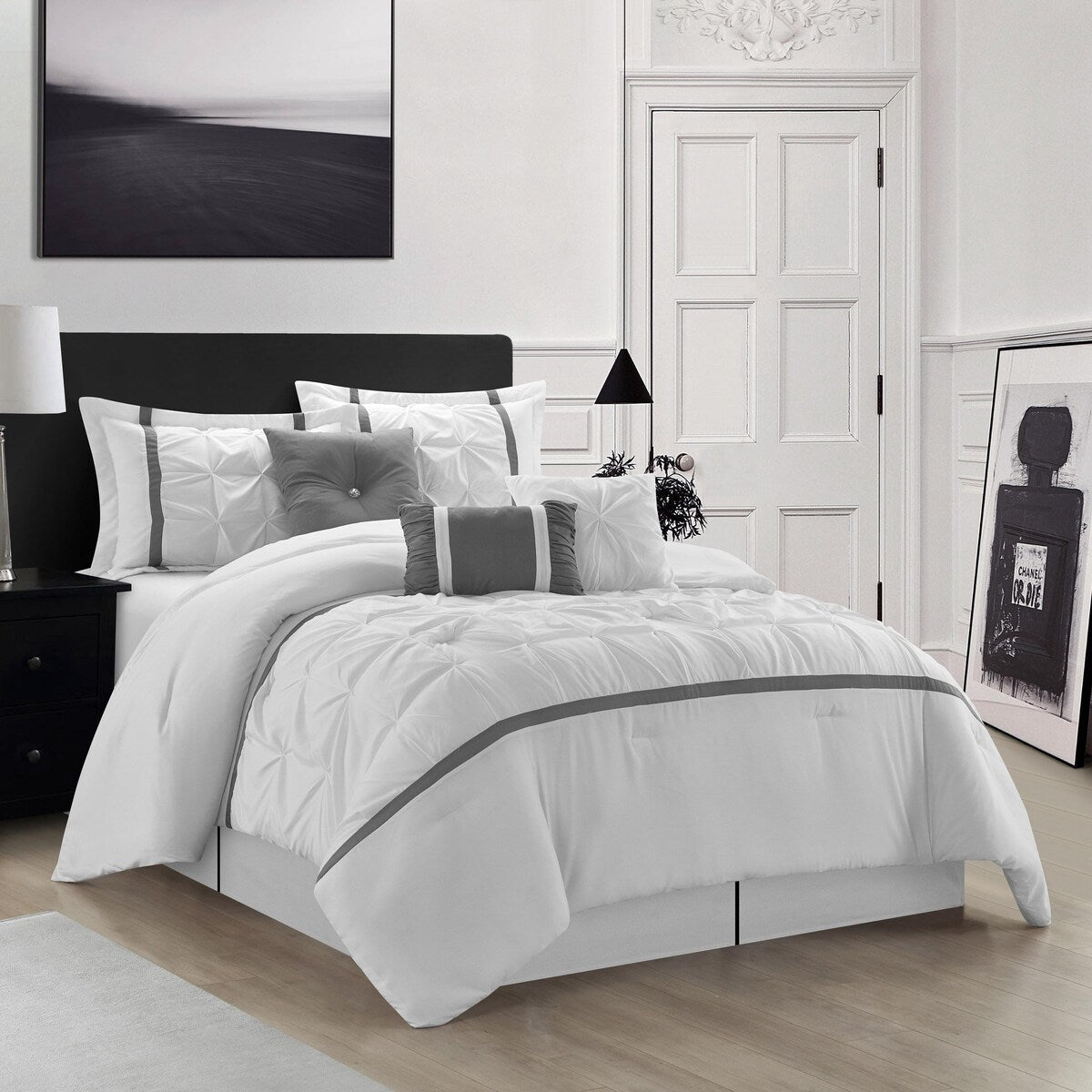 Ensemble de couette minimaliste à plis pincés Nanshing Regala 7 pièces