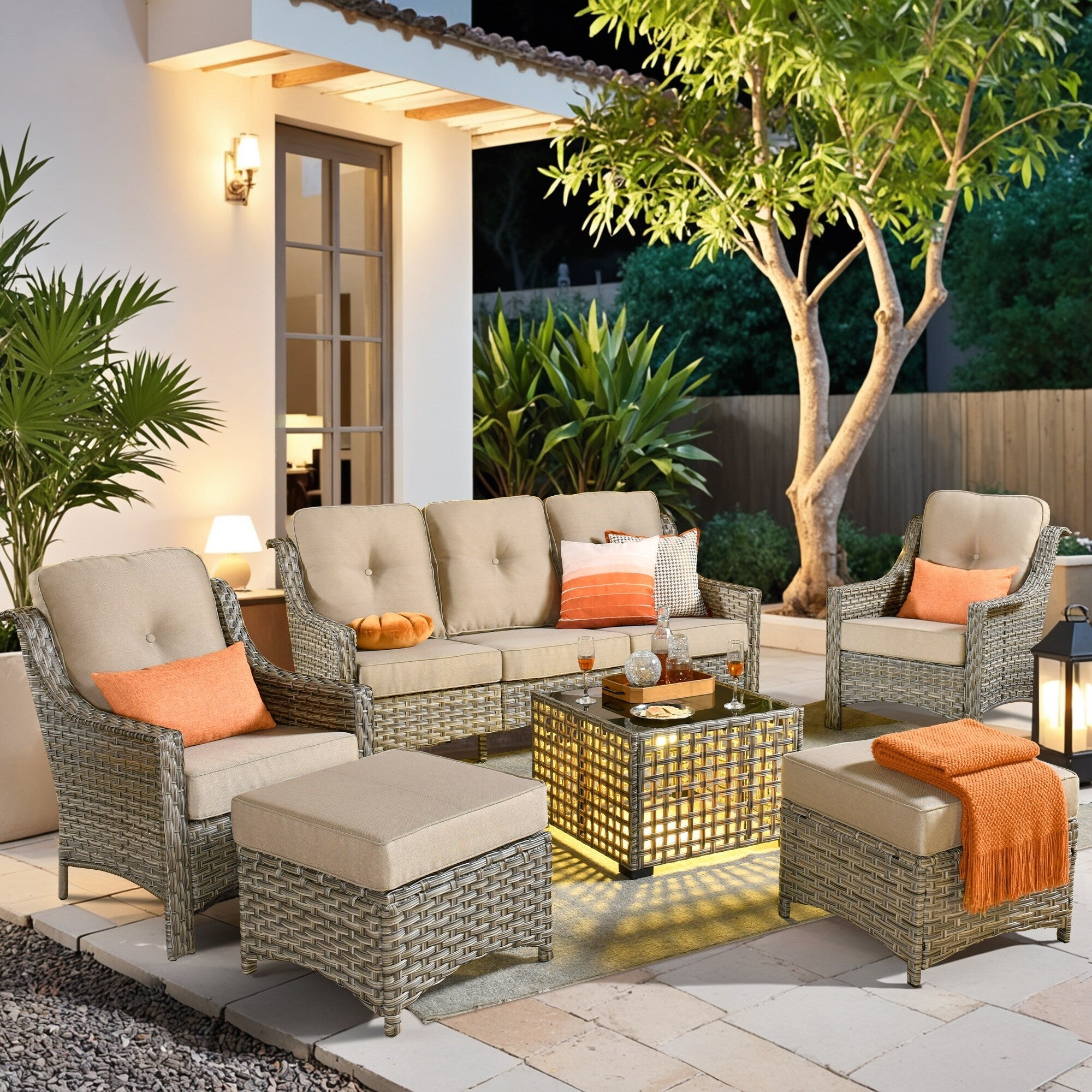 Ensemble de salon de jardin en osier HOOOWOOO 6 pièces avec table basse