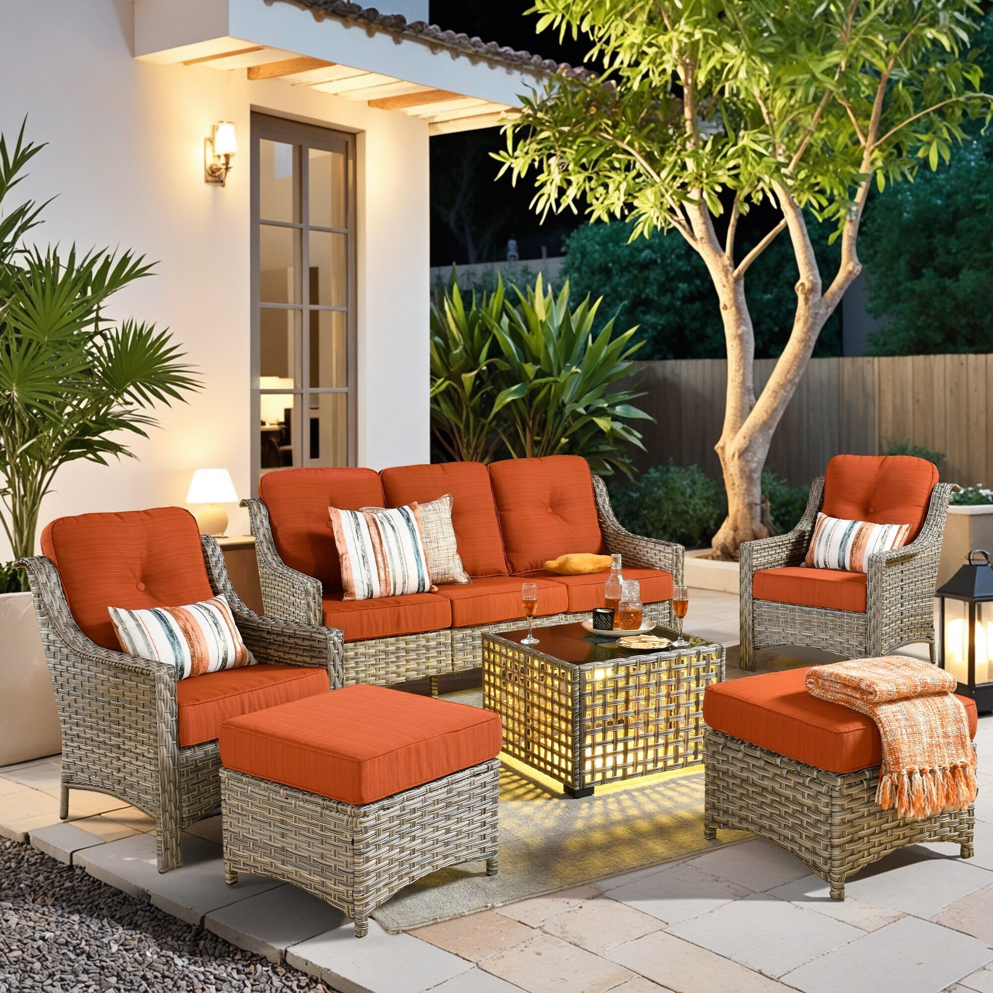 Ensemble de salon de jardin en osier HOOOWOOO 6 pièces avec table basse