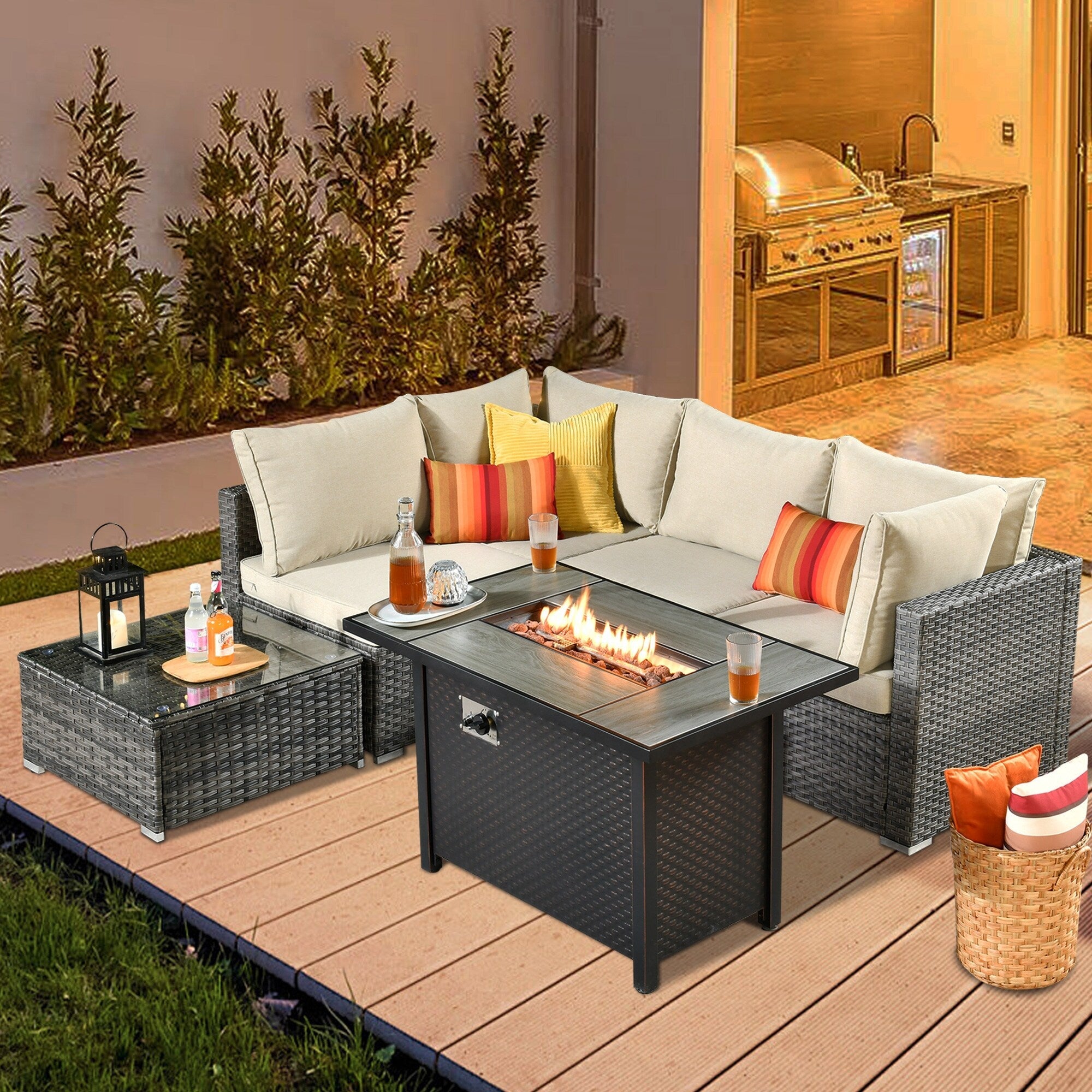 Ensemble de jardin sectionnel en rotin HOOOWOOO 6 pièces avec table et foyer
