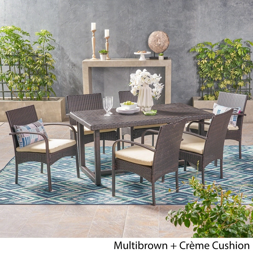 Ensemble de salle à manger d'extérieur Harlowe 7 pièces en osier avec coussins par Christopher Knight Home