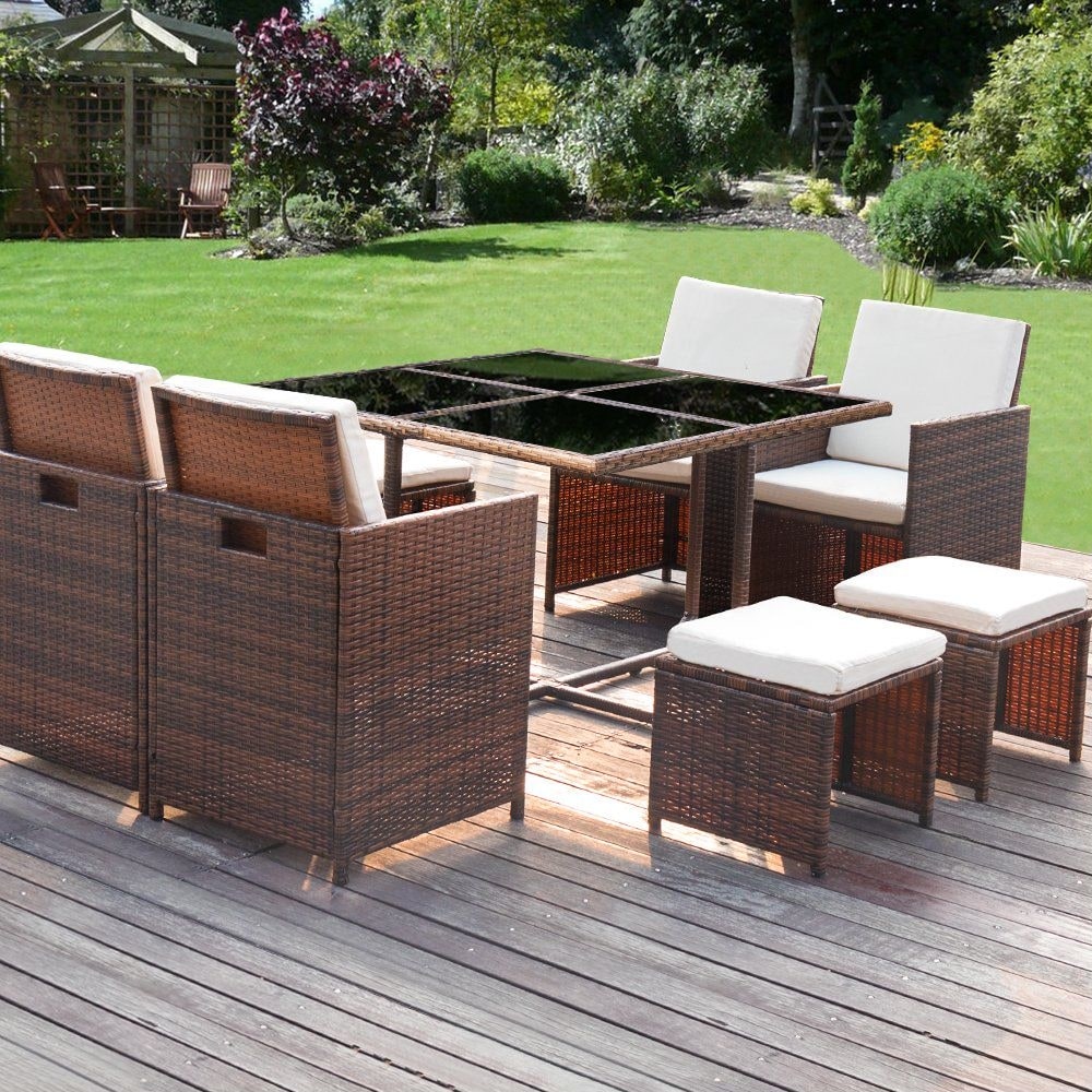 Ensemble de salle à manger de patio Homall 9 pièces, chaises en rotin peu encombrantes avec table en verre, ensemble de conversation sectionnel avec coussins