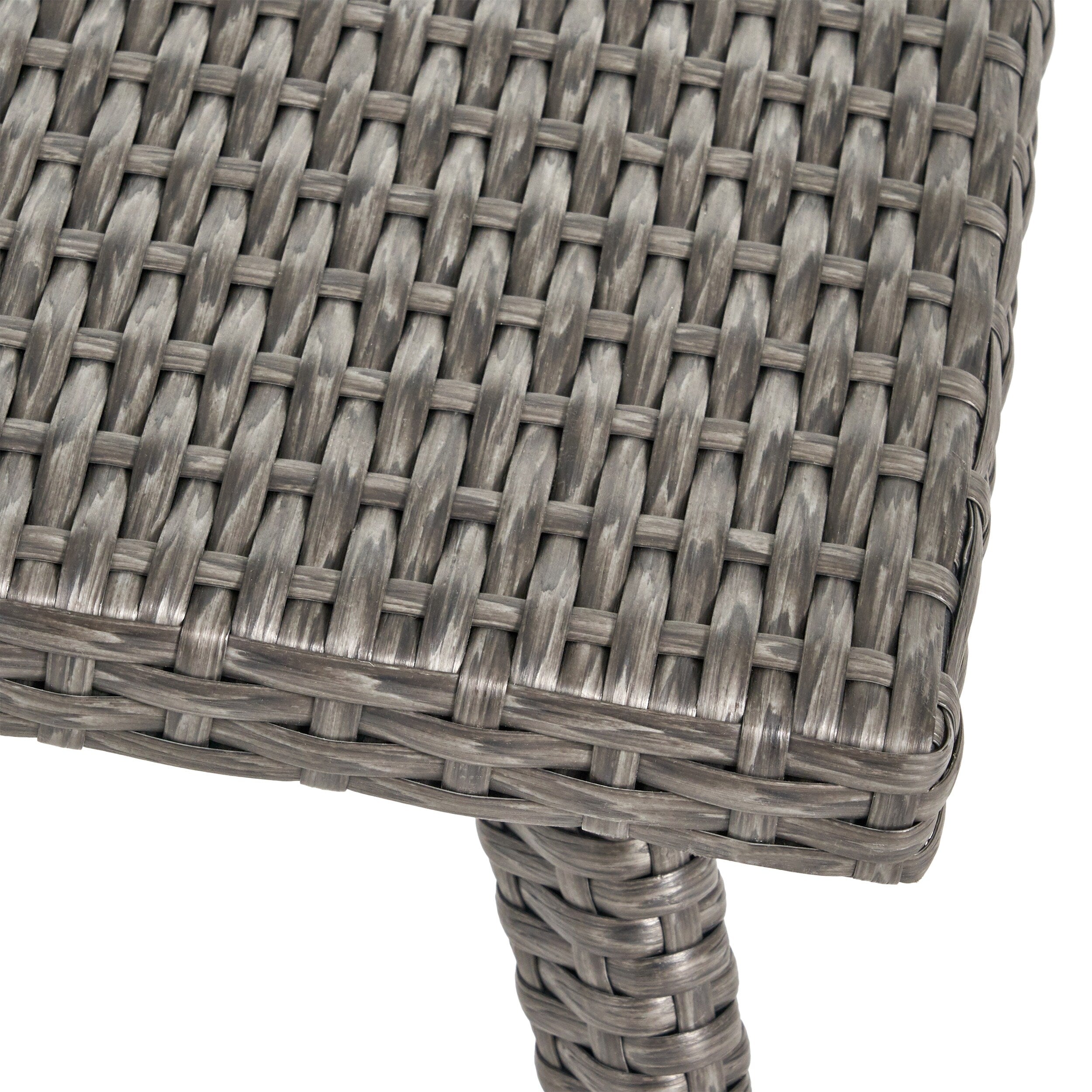 Ensemble de 4 chaises d'extérieur Honolulu en osier avec coussins par Christopher Knight Home