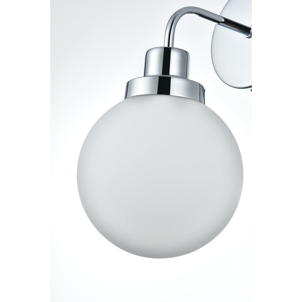 Applique de salle de bain Hudson à 1 lumière avec abat-jour globe givré