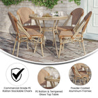 Ensemble bistrot commercial intérieur/extérieur avec table et quatre chaises