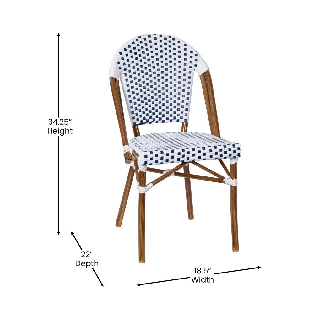 Ensemble bistrot commercial intérieur/extérieur avec table et quatre chaises