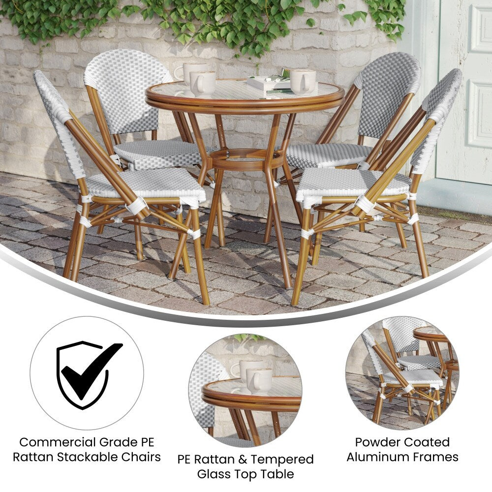 Ensemble bistrot commercial intérieur/extérieur avec table et quatre chaises