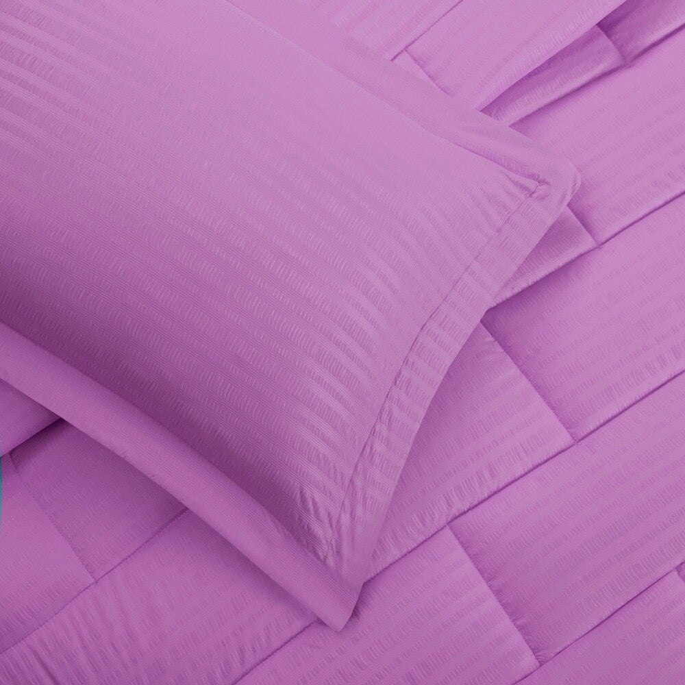 Ensemble de couette Ava en duvet synthétique au design intelligent