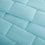 Ensemble de couette Ava en duvet synthétique au design intelligent