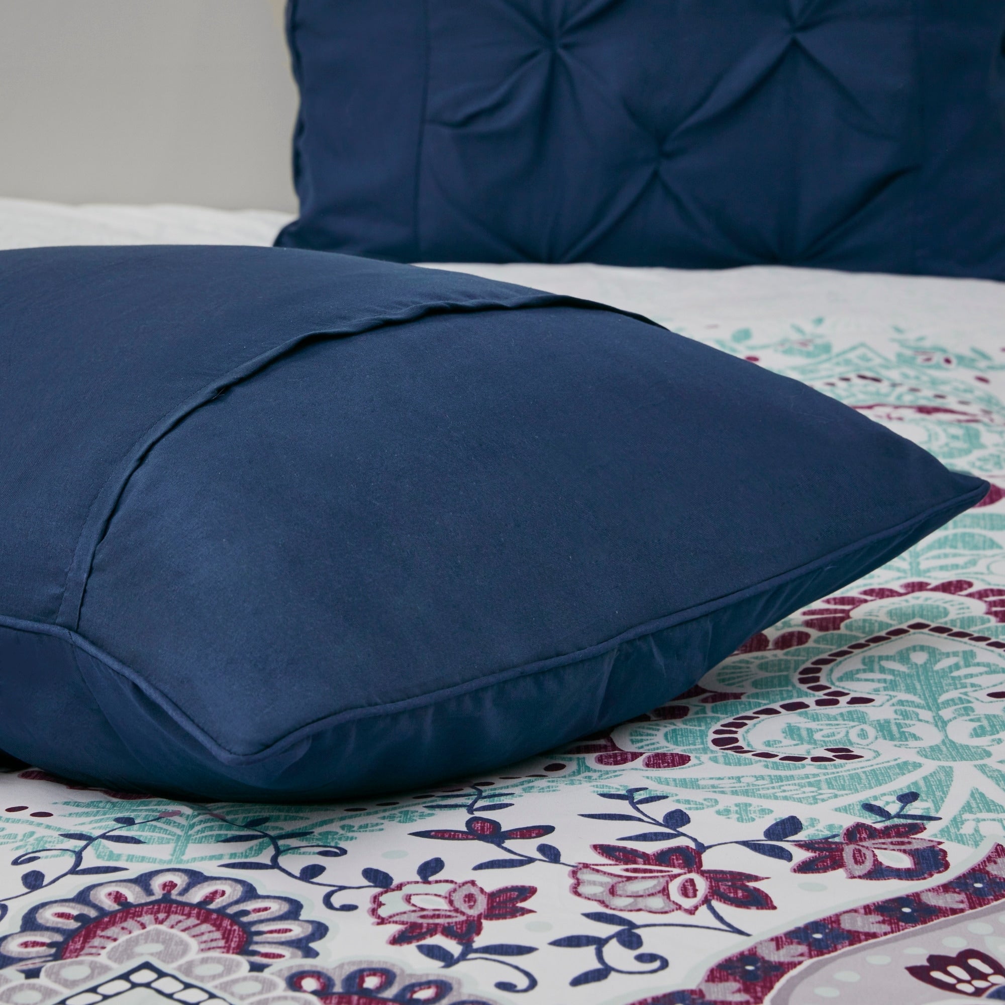 Parure de lit Avery Boho au design intelligent avec draps