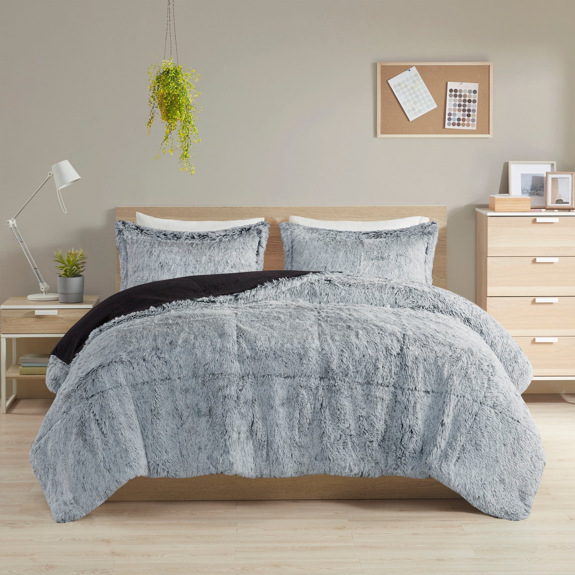 Ensemble de mini-couette à poils longs Leena au design intelligent