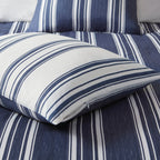 Parure de lit réversible à rayures bleu marine Miles au design intelligent