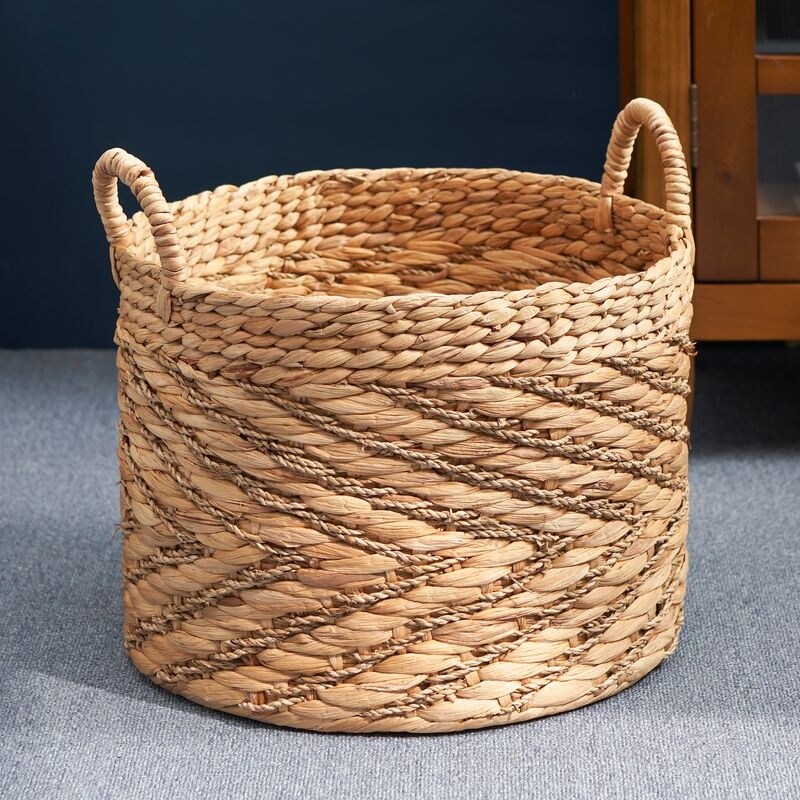 Panier rond tissé en jonc de mer et jacinthe d'eau Isidore pour le rangement de la maison