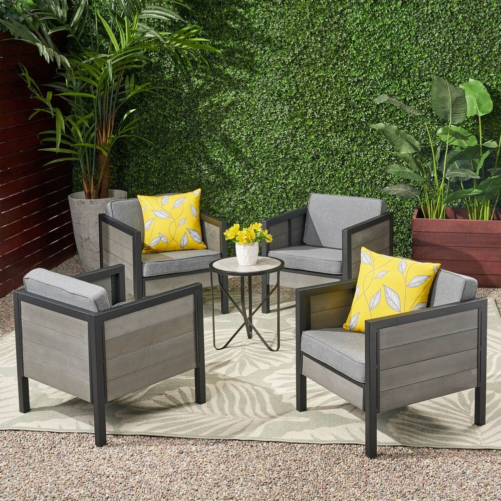 Fauteuils club d'extérieur Jax en imitation bois et fer noir/gris (lot de 4) par Christopher Knight Home